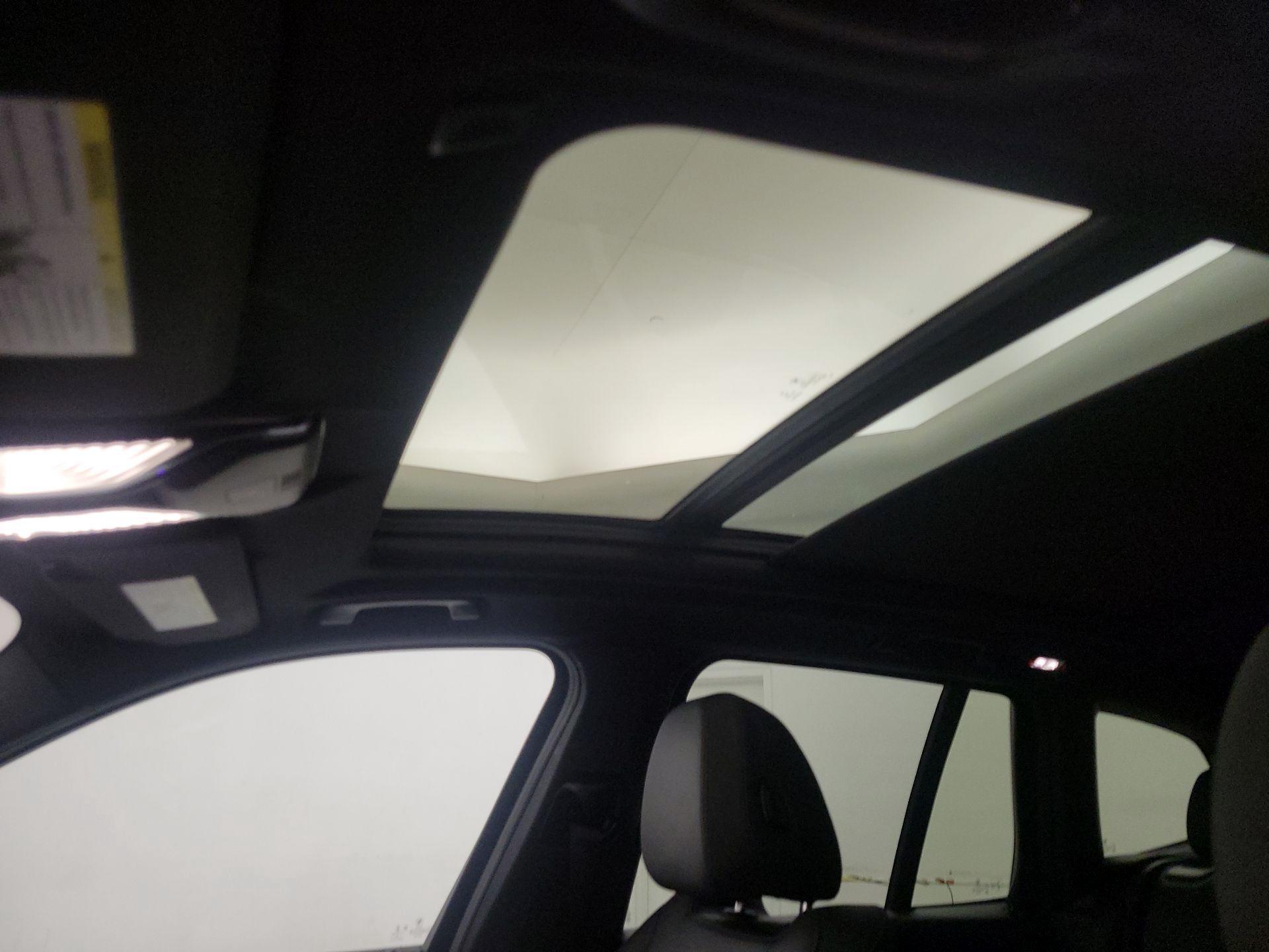 Thumbnail: 2021 BMW X3 - 16