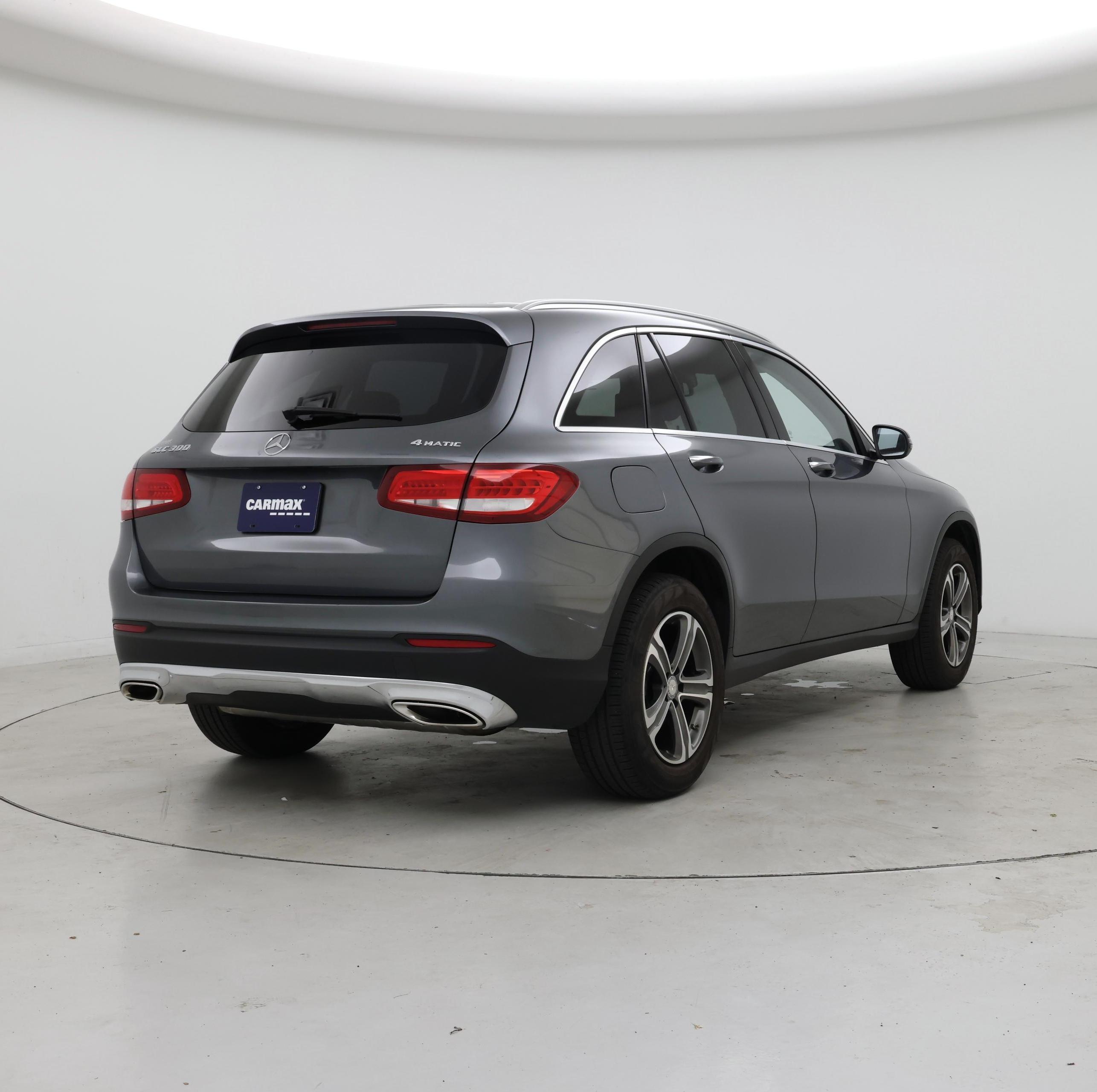 Thumbnail: 2016 Mercedes-Benz GLC - 8