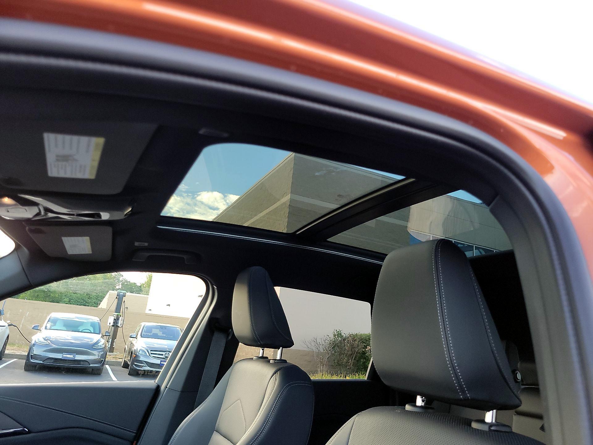 Thumbnail: 2024 BMW X1 - 17