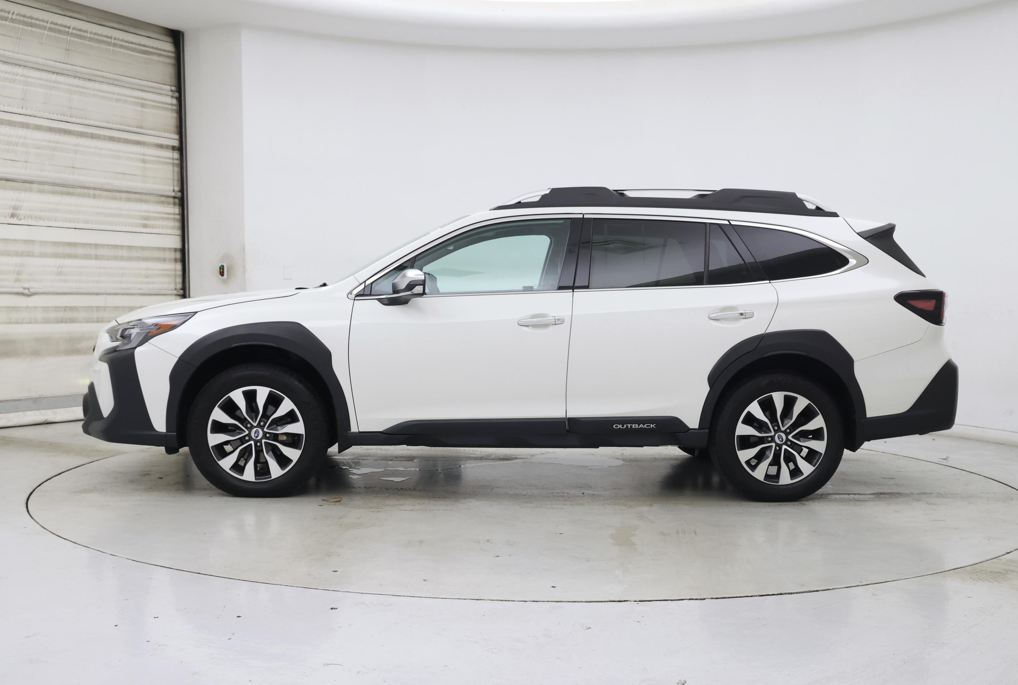 Thumbnail: 2023 Subaru Outback - 3