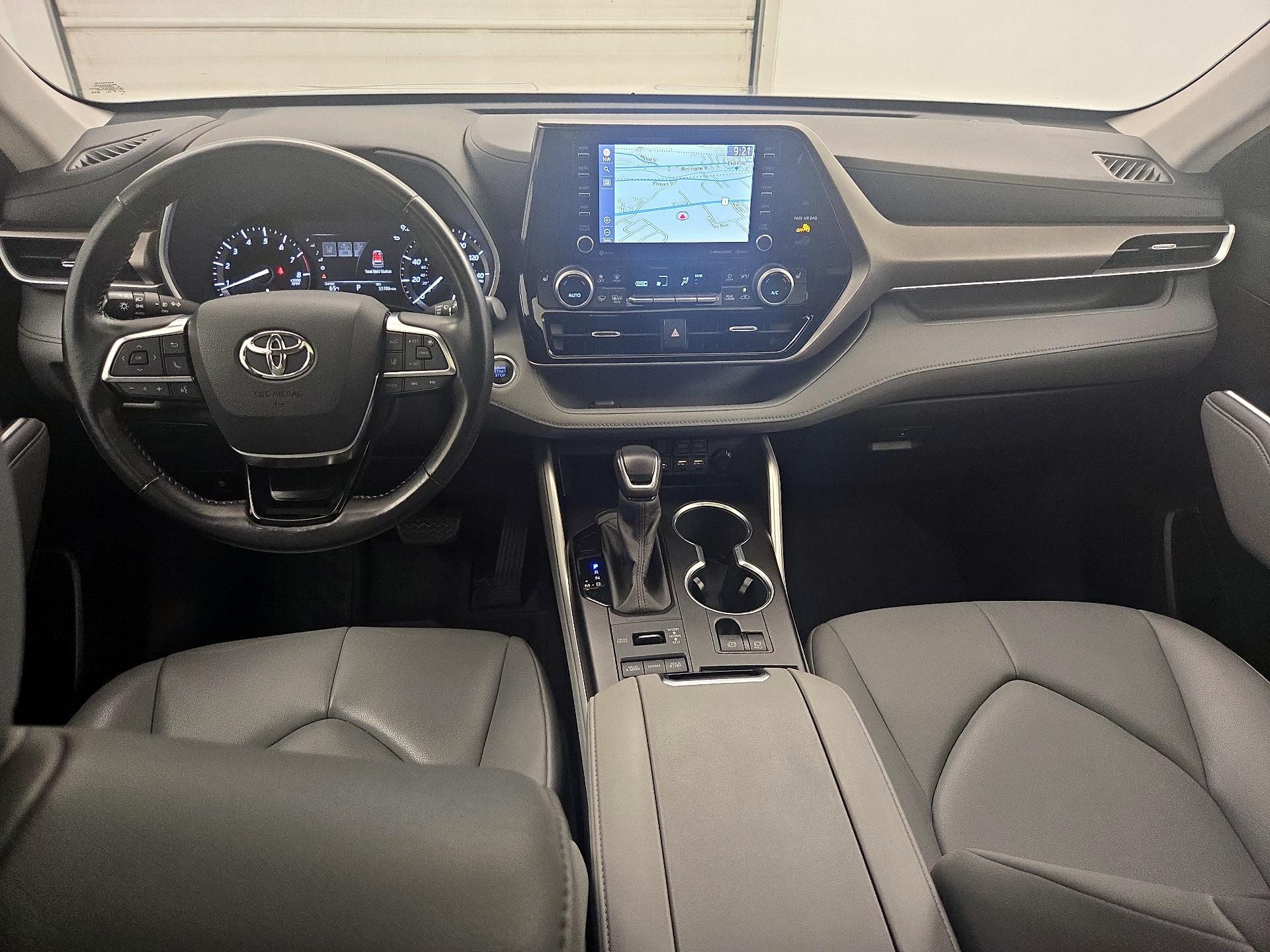 Thumbnail: 2020 Toyota Highlander - 9