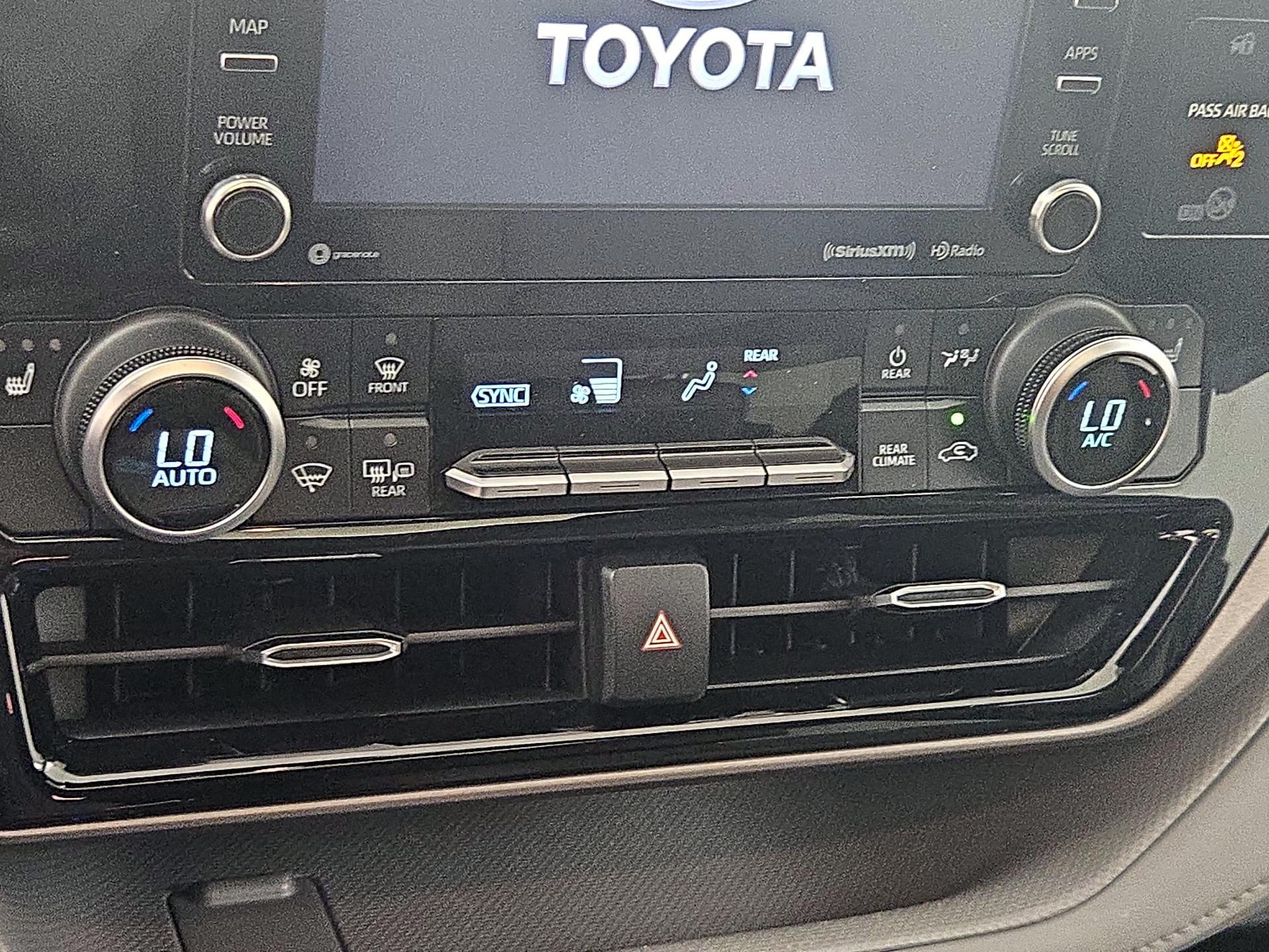 Thumbnail: 2020 Toyota Highlander - 17