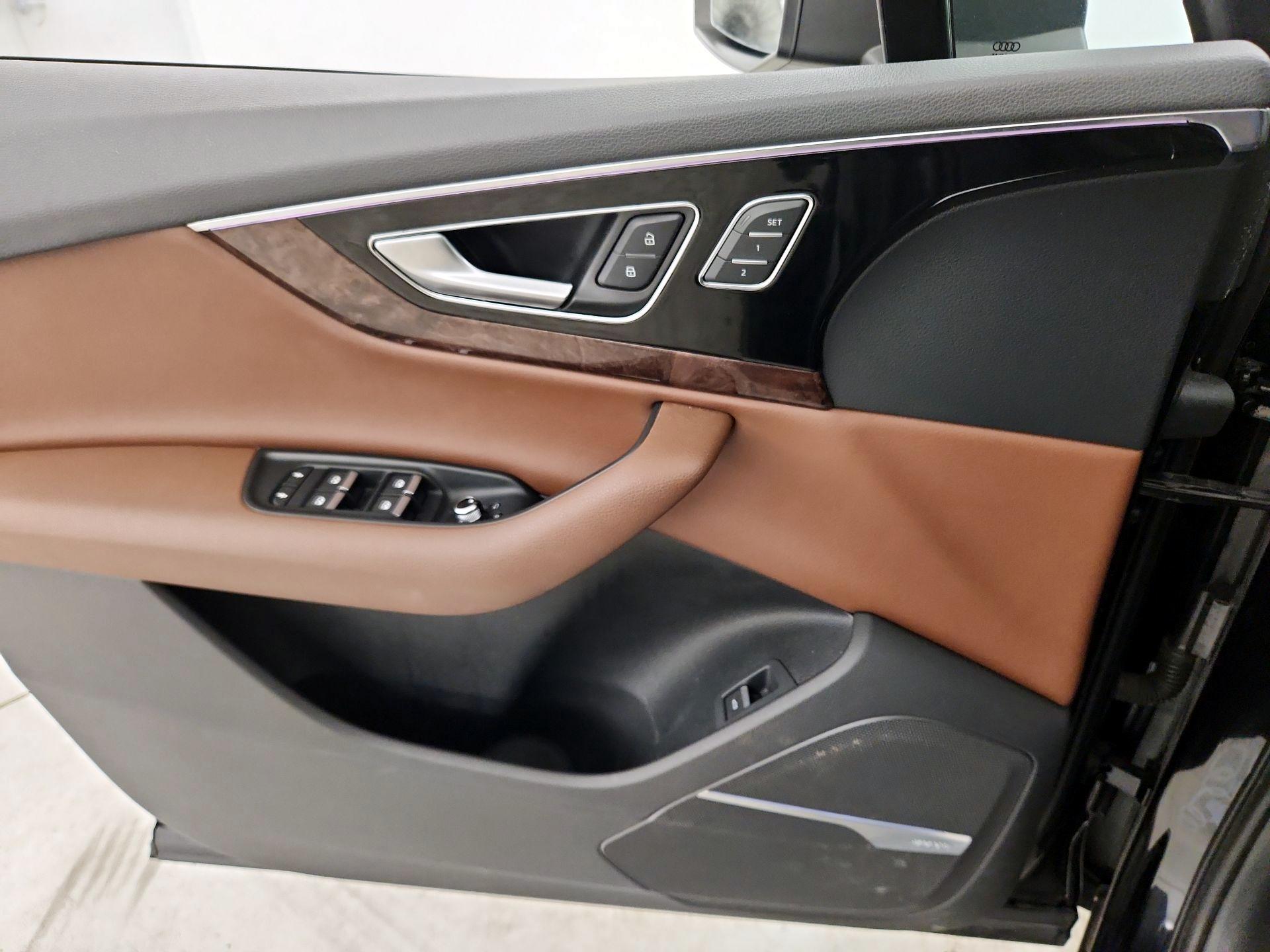 Thumbnail: 2018 Audi Q7 - 12