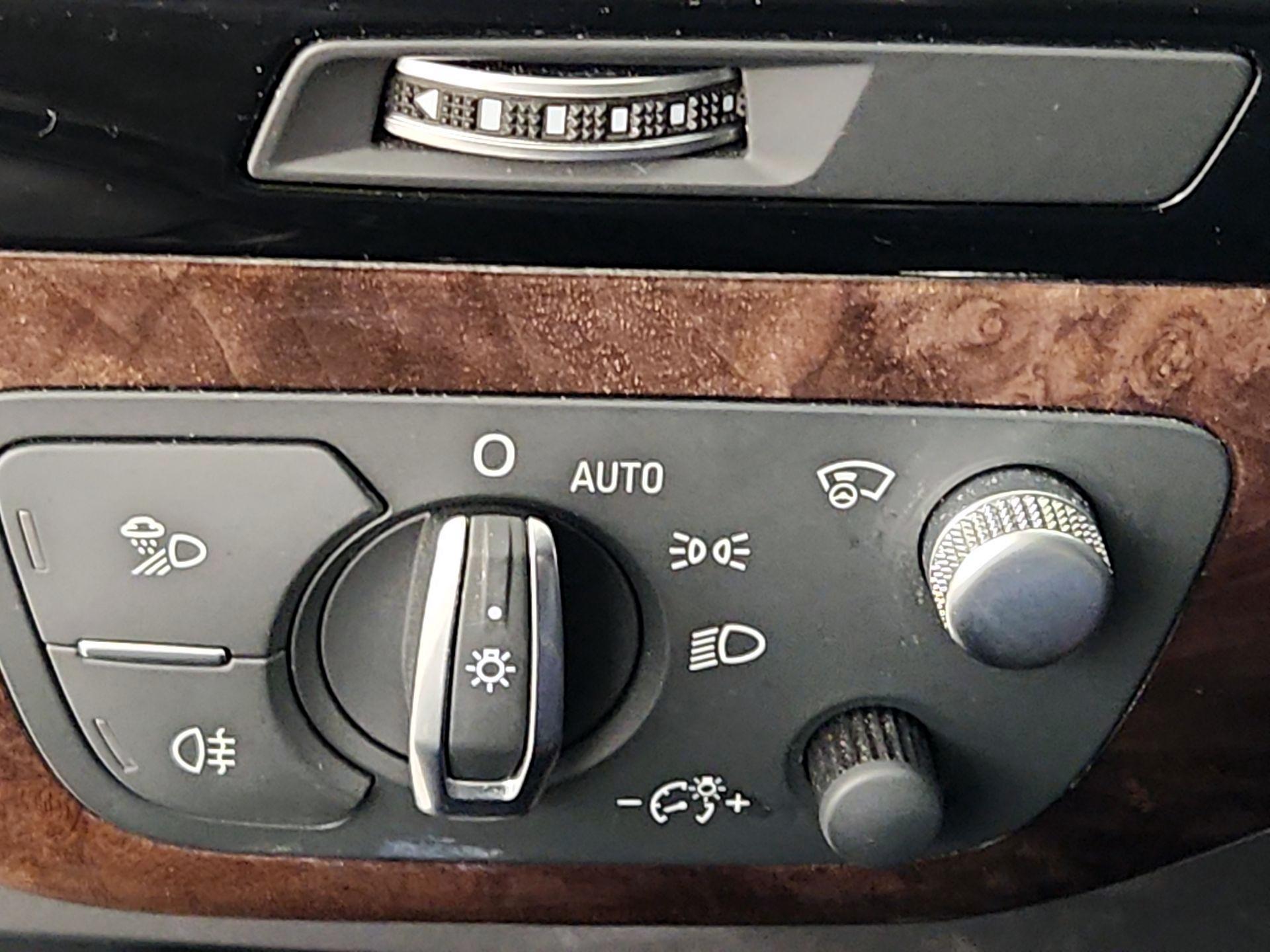 Thumbnail: 2018 Audi Q7 - 13