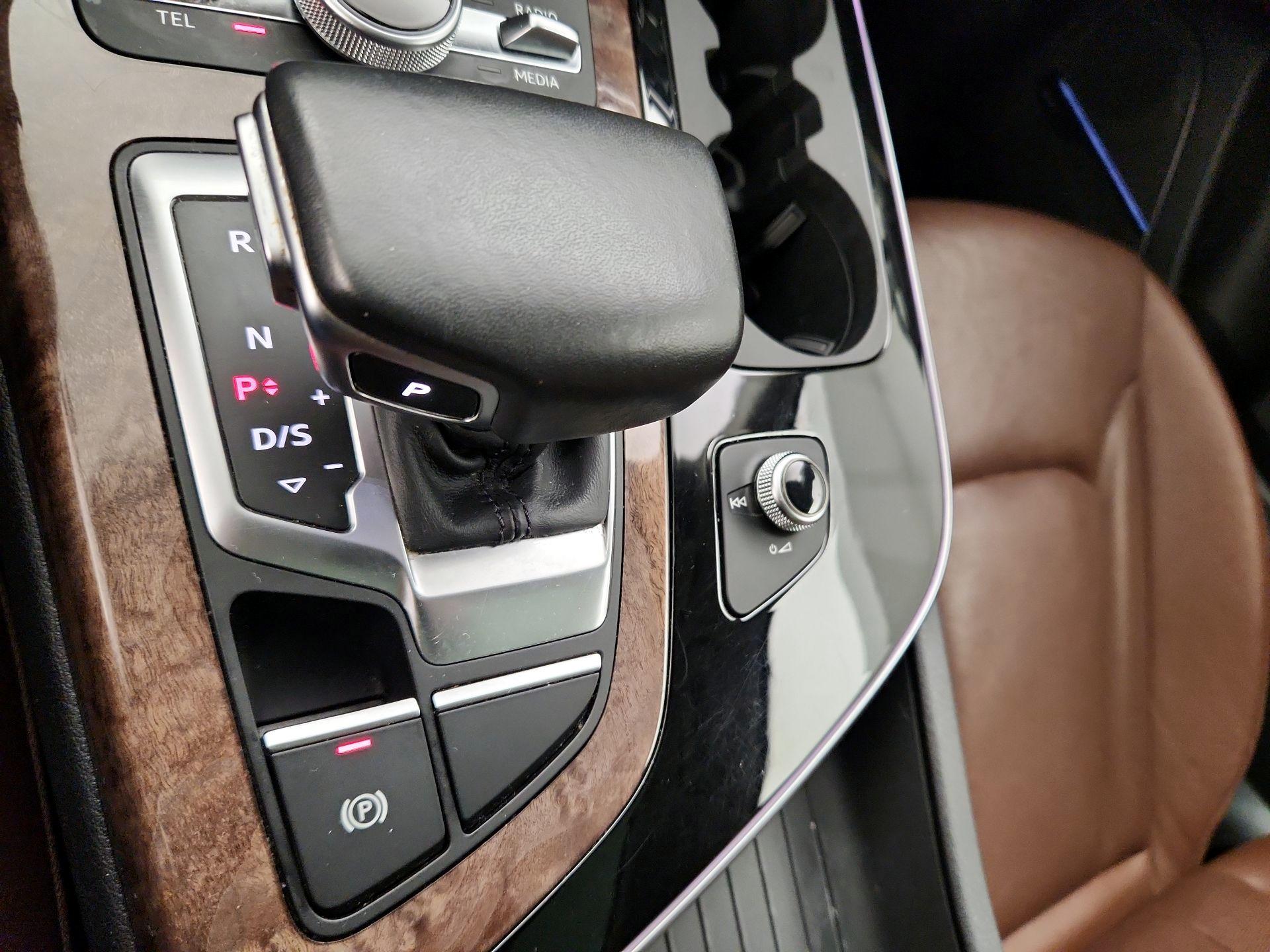 Thumbnail: 2018 Audi Q7 - 18