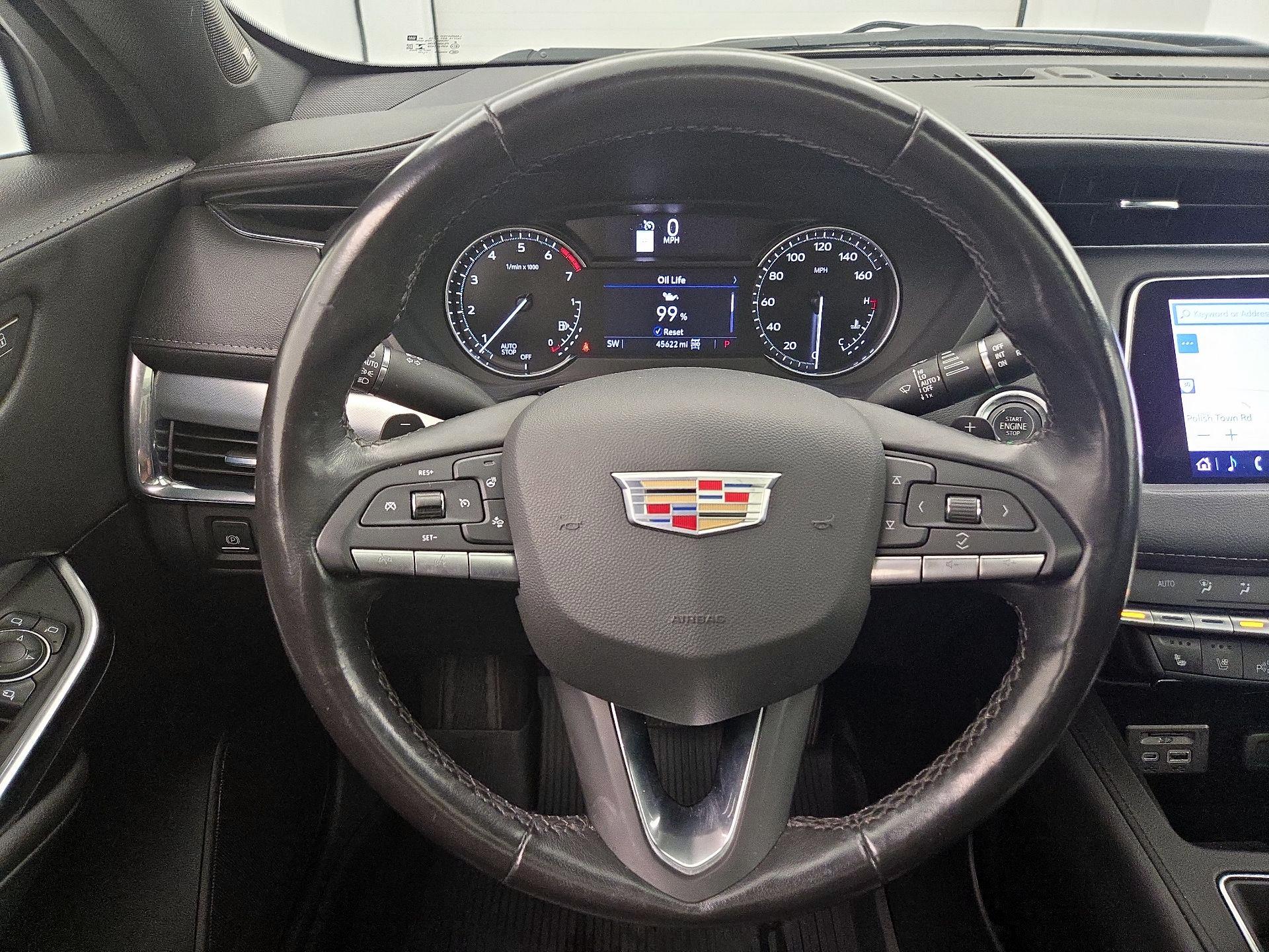 Thumbnail: 2022 Cadillac XT4 - 10