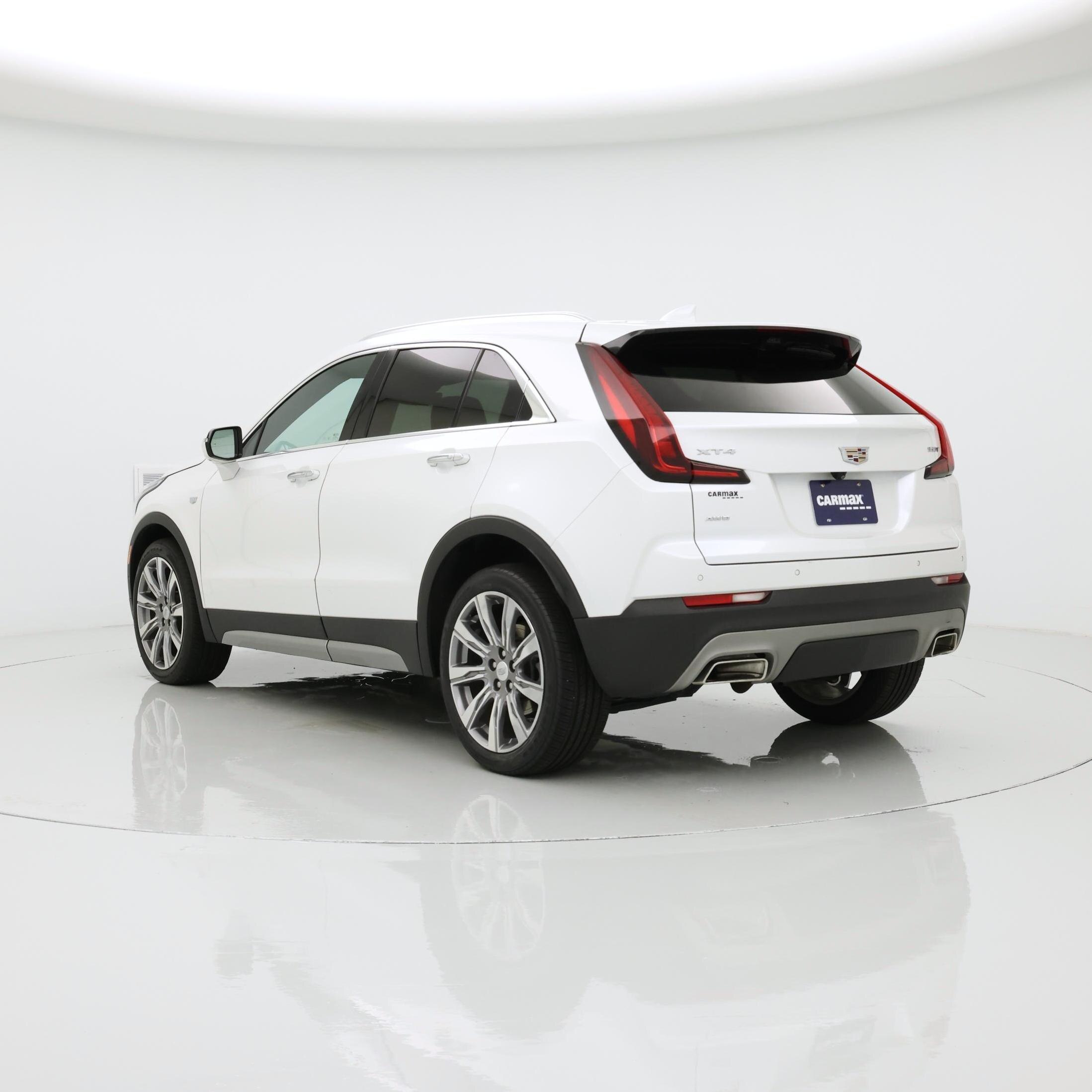 Thumbnail: 2022 Cadillac XT4 - 2