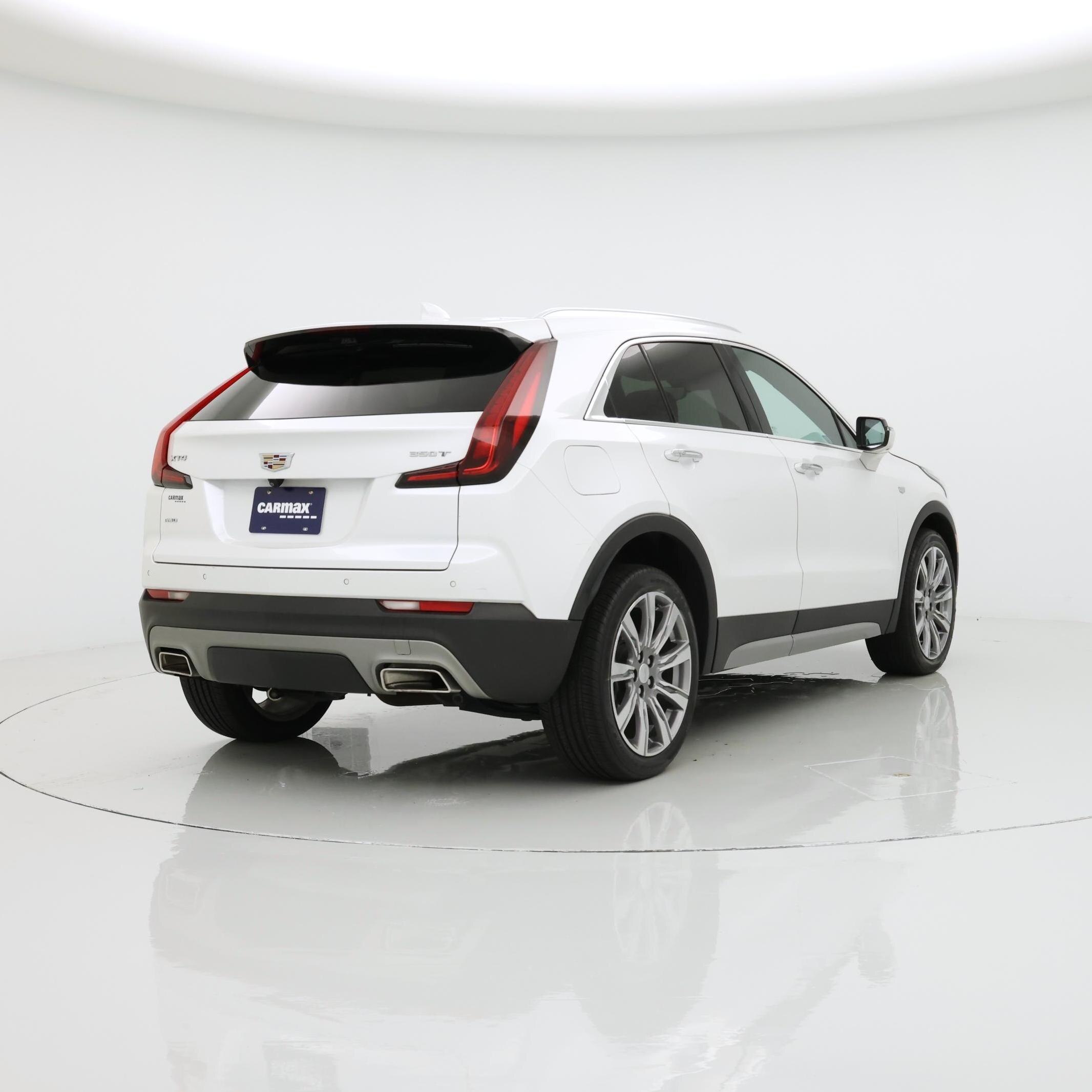 Thumbnail: 2022 Cadillac XT4 - 8