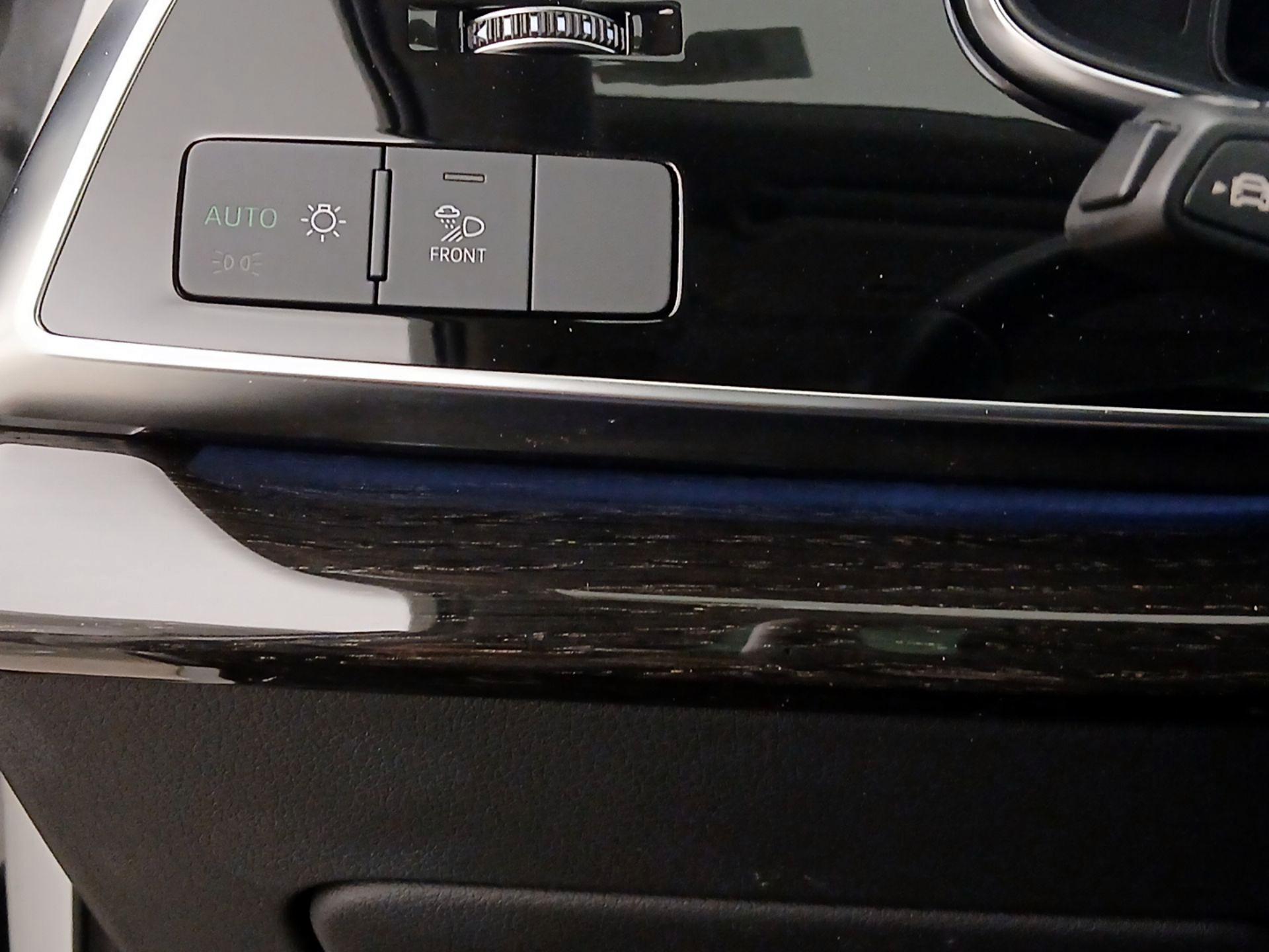 Thumbnail: 2022 Audi Q7 - 13