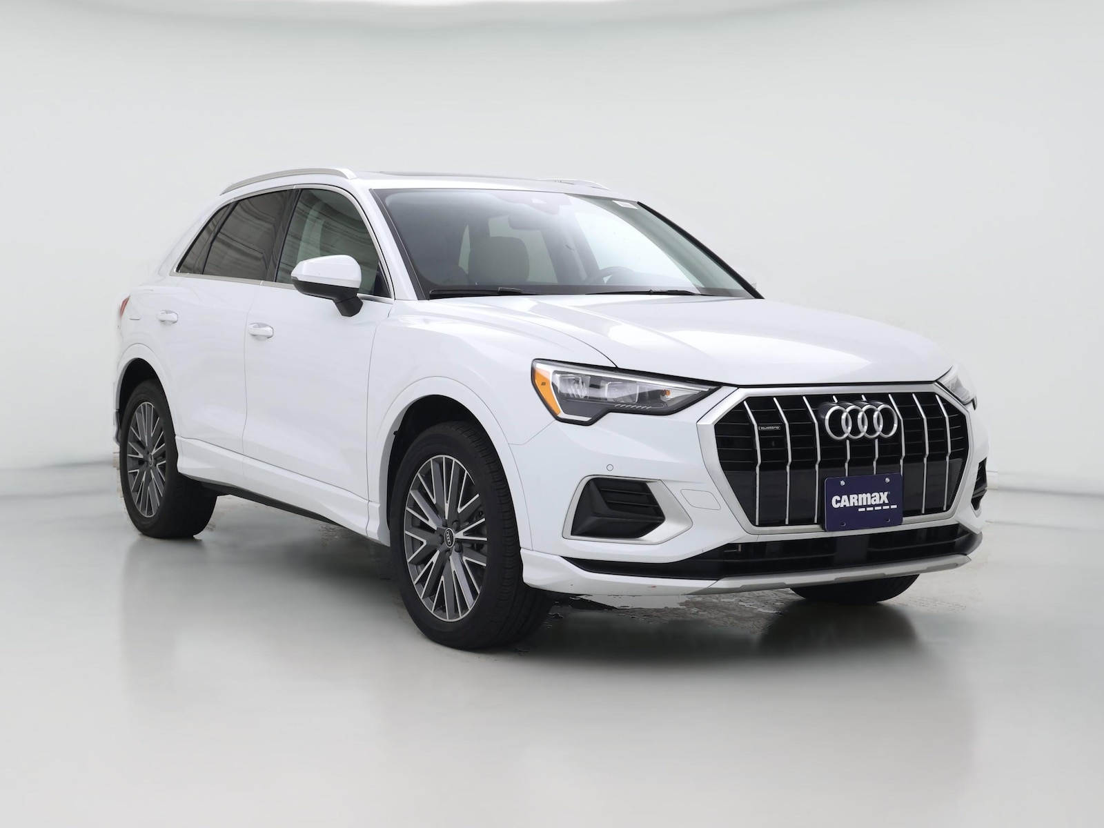 2022 Audi Q3