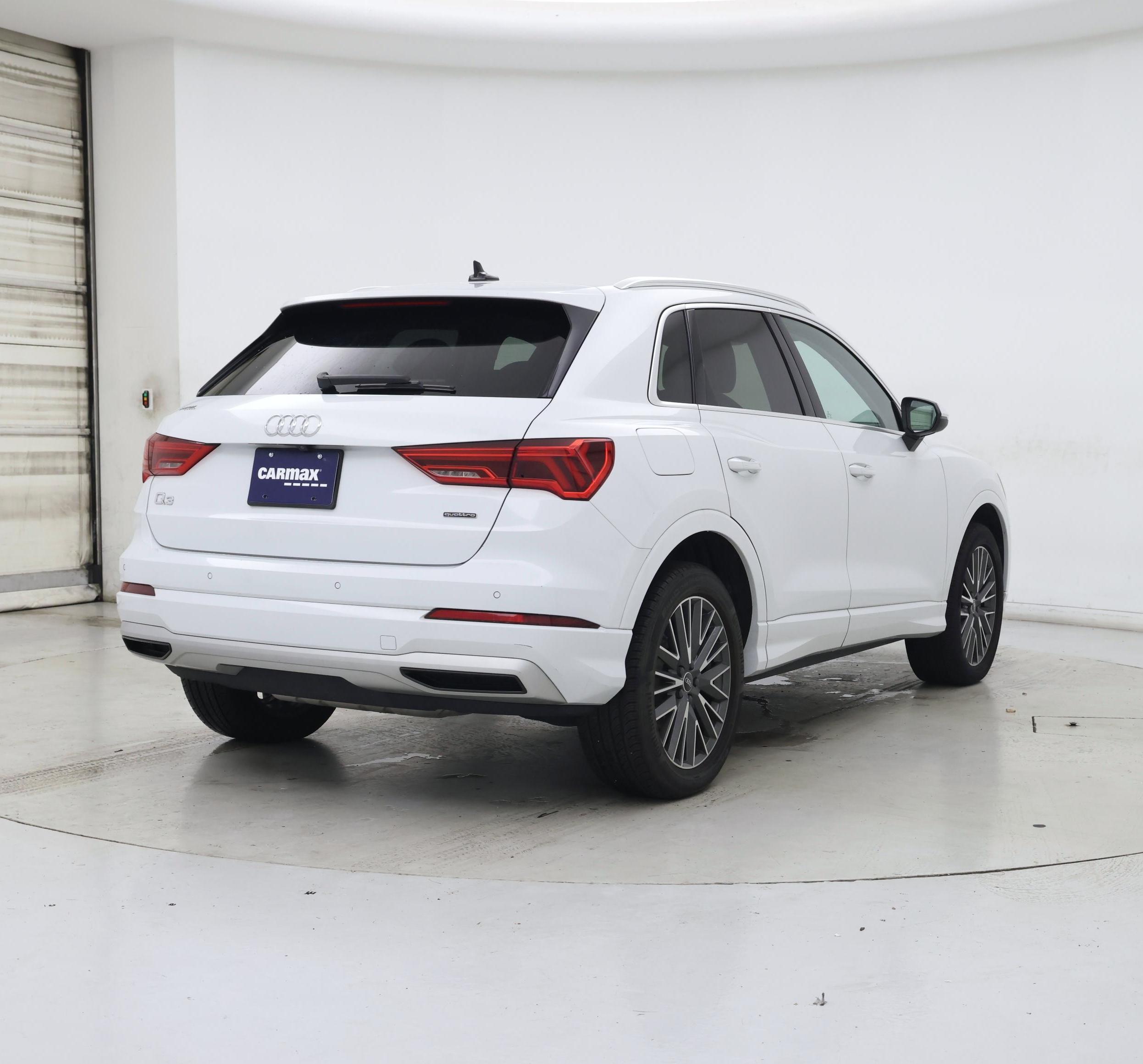 Thumbnail: 2022 Audi Q3 - 8