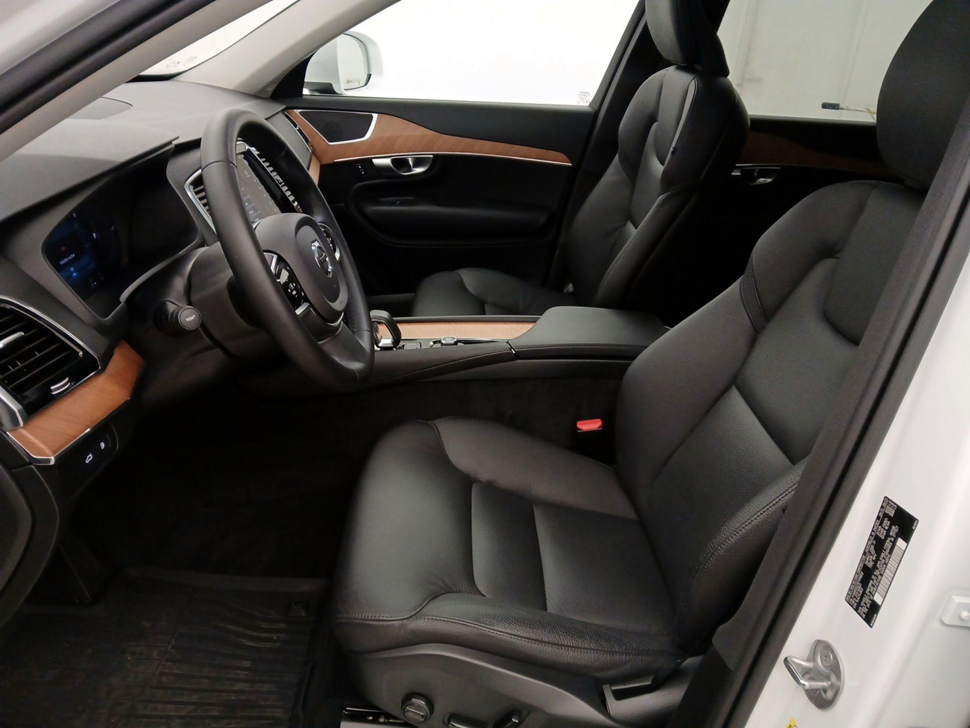 Thumbnail: 2024 Volvo XC90 - 11