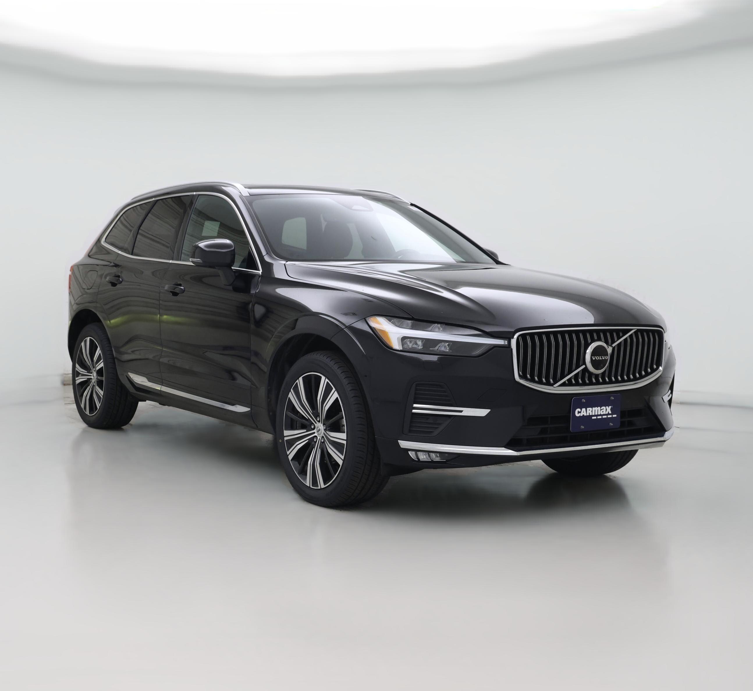 Thumbnail: 2022 Volvo XC60 - 1