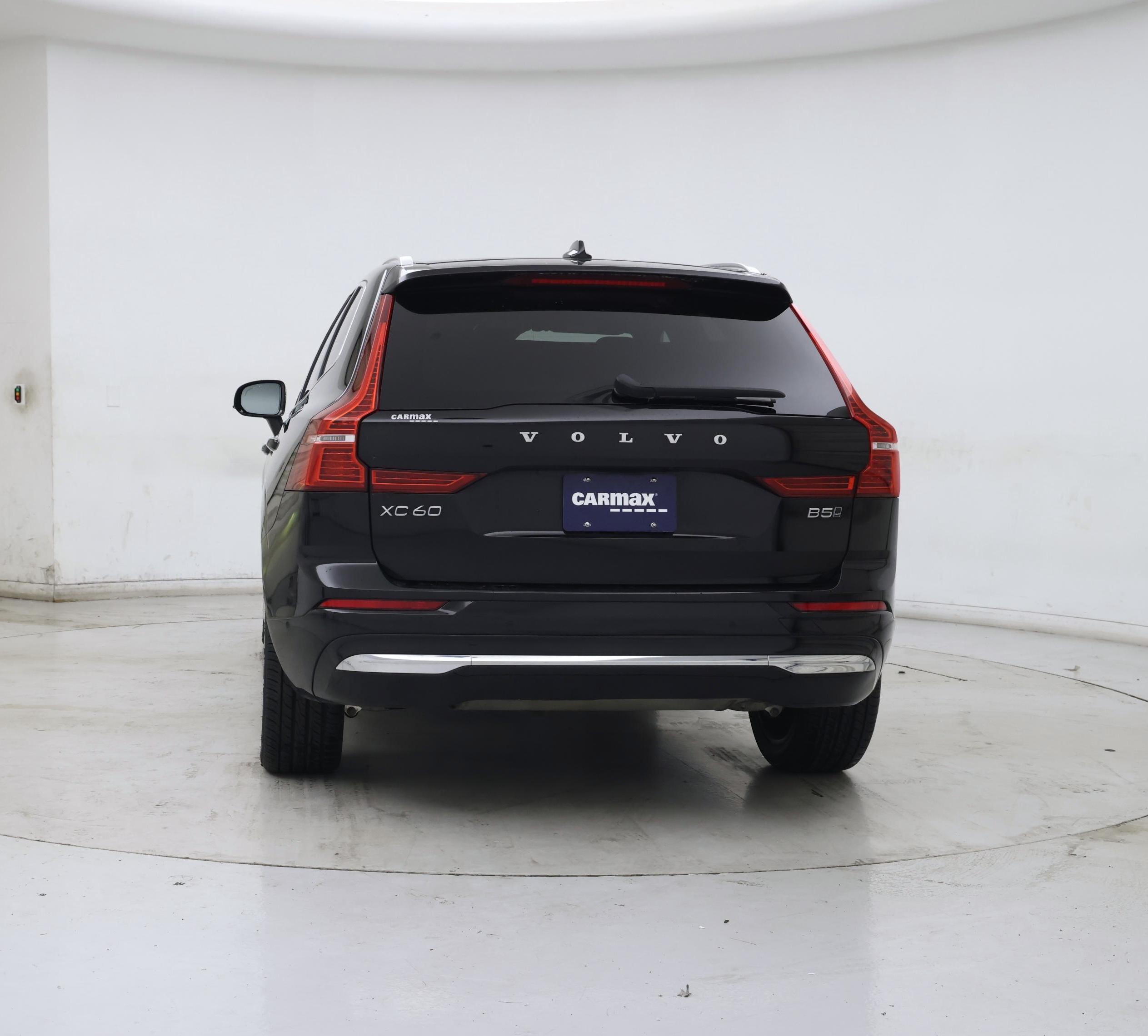 Thumbnail: 2022 Volvo XC60 - 6