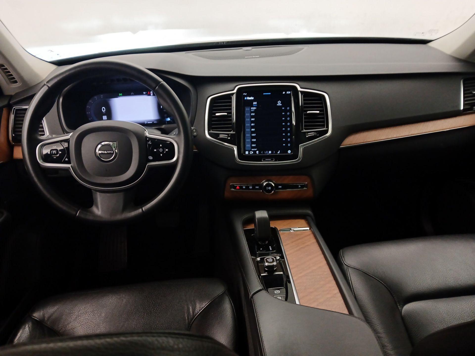 Thumbnail: 2023 Volvo XC90 - 9