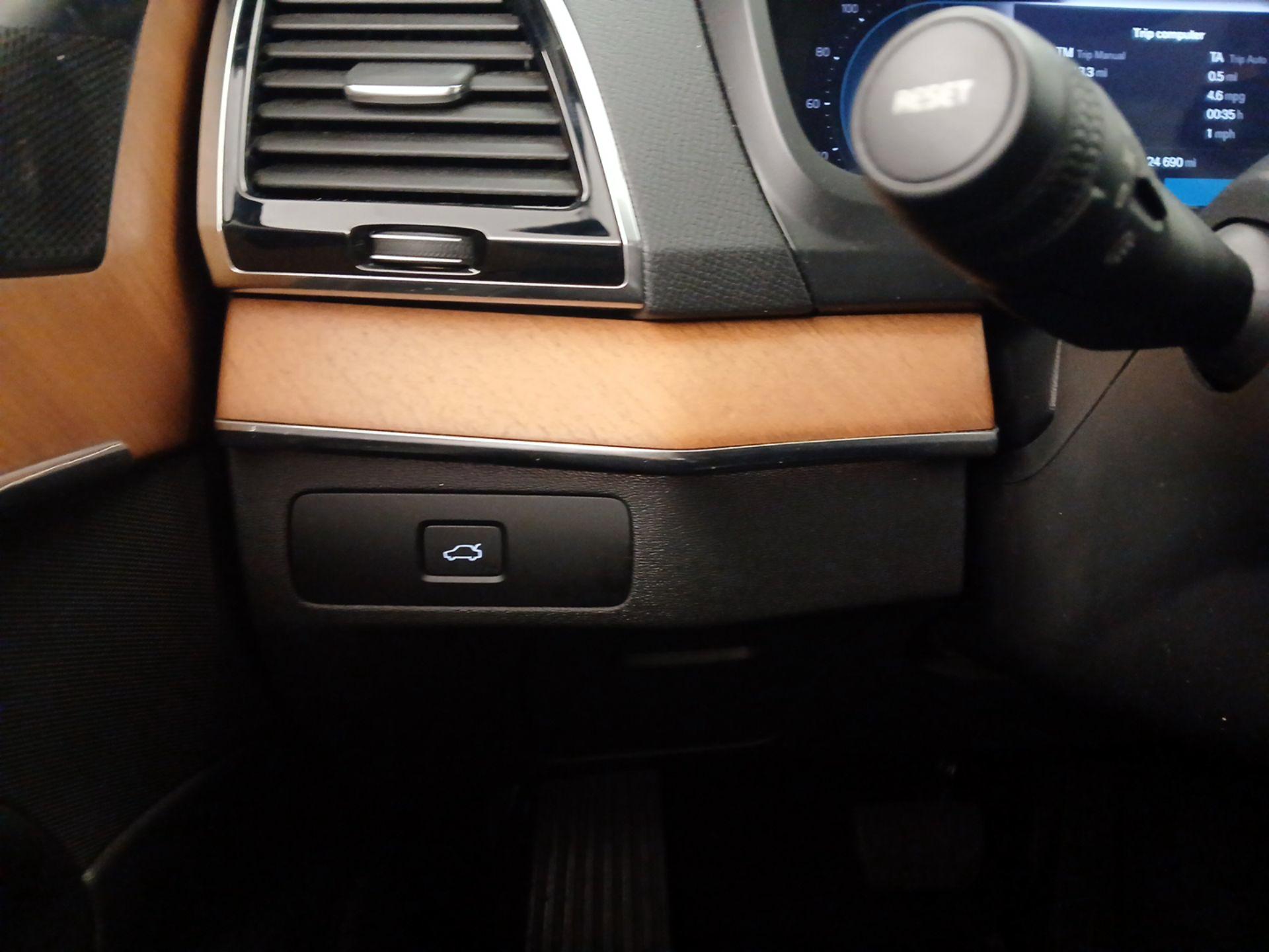 Thumbnail: 2023 Volvo XC90 - 13