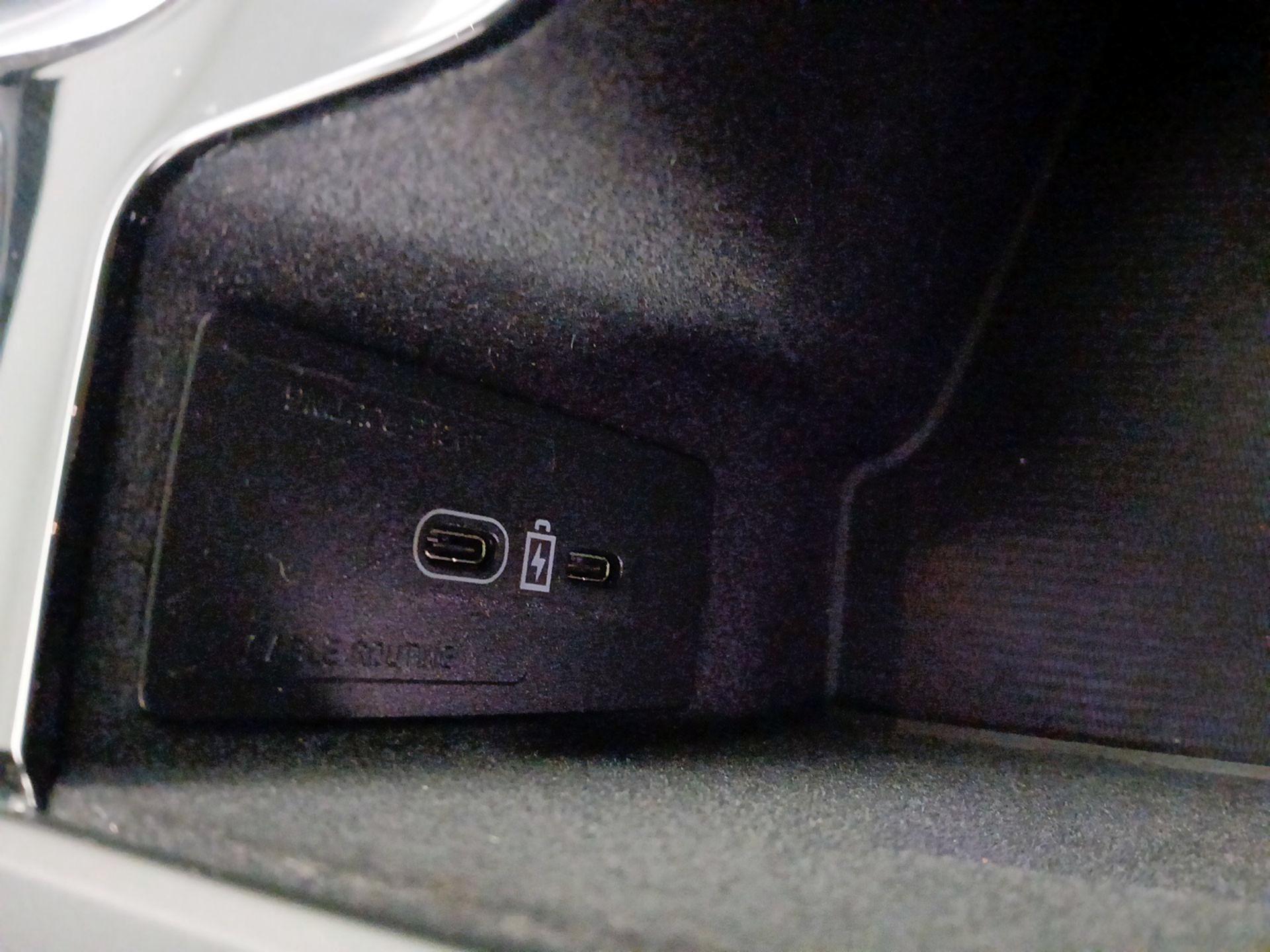 Thumbnail: 2023 Volvo XC90 - 18