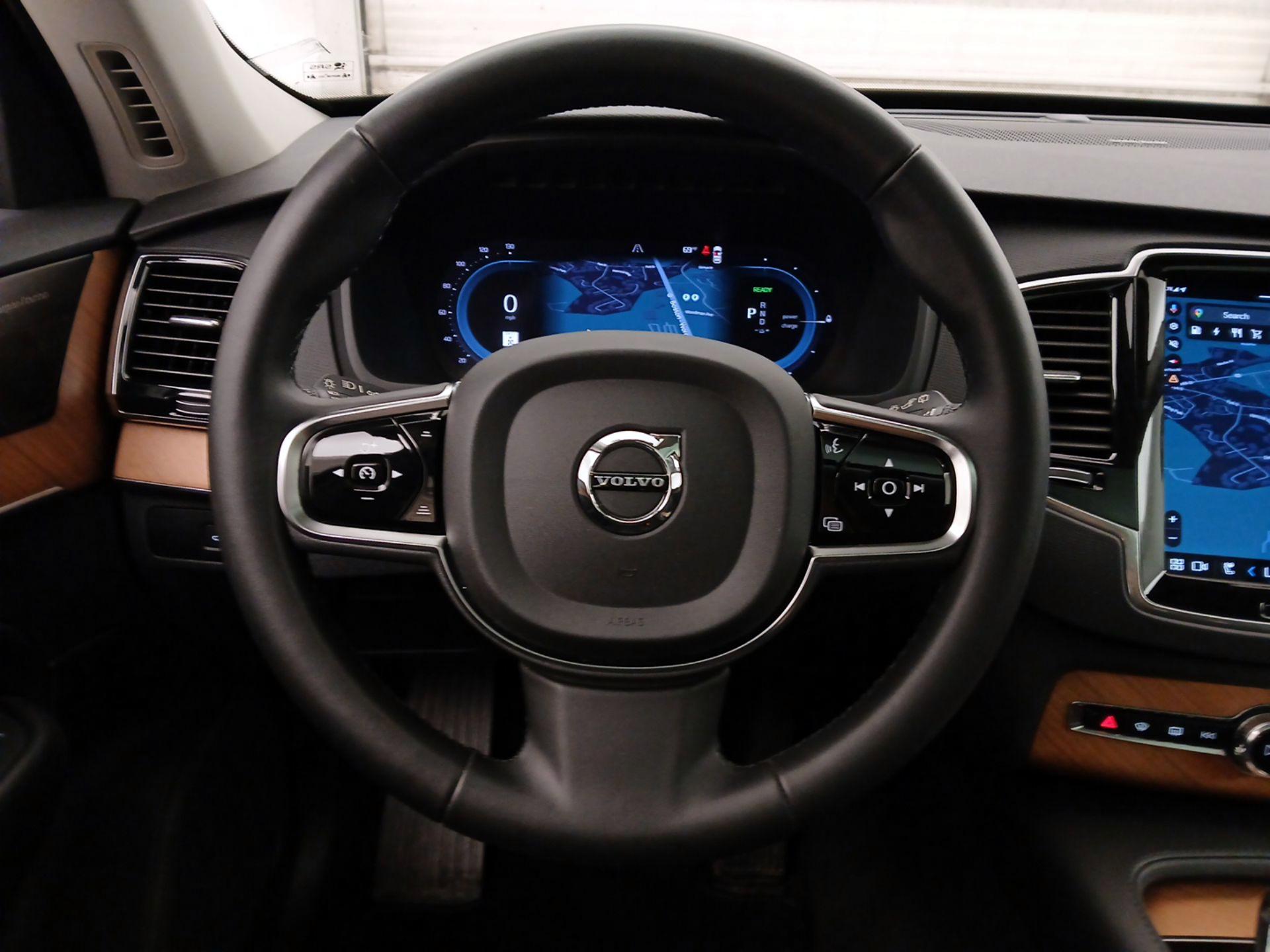 Thumbnail: 2024 Volvo XC90 - 10