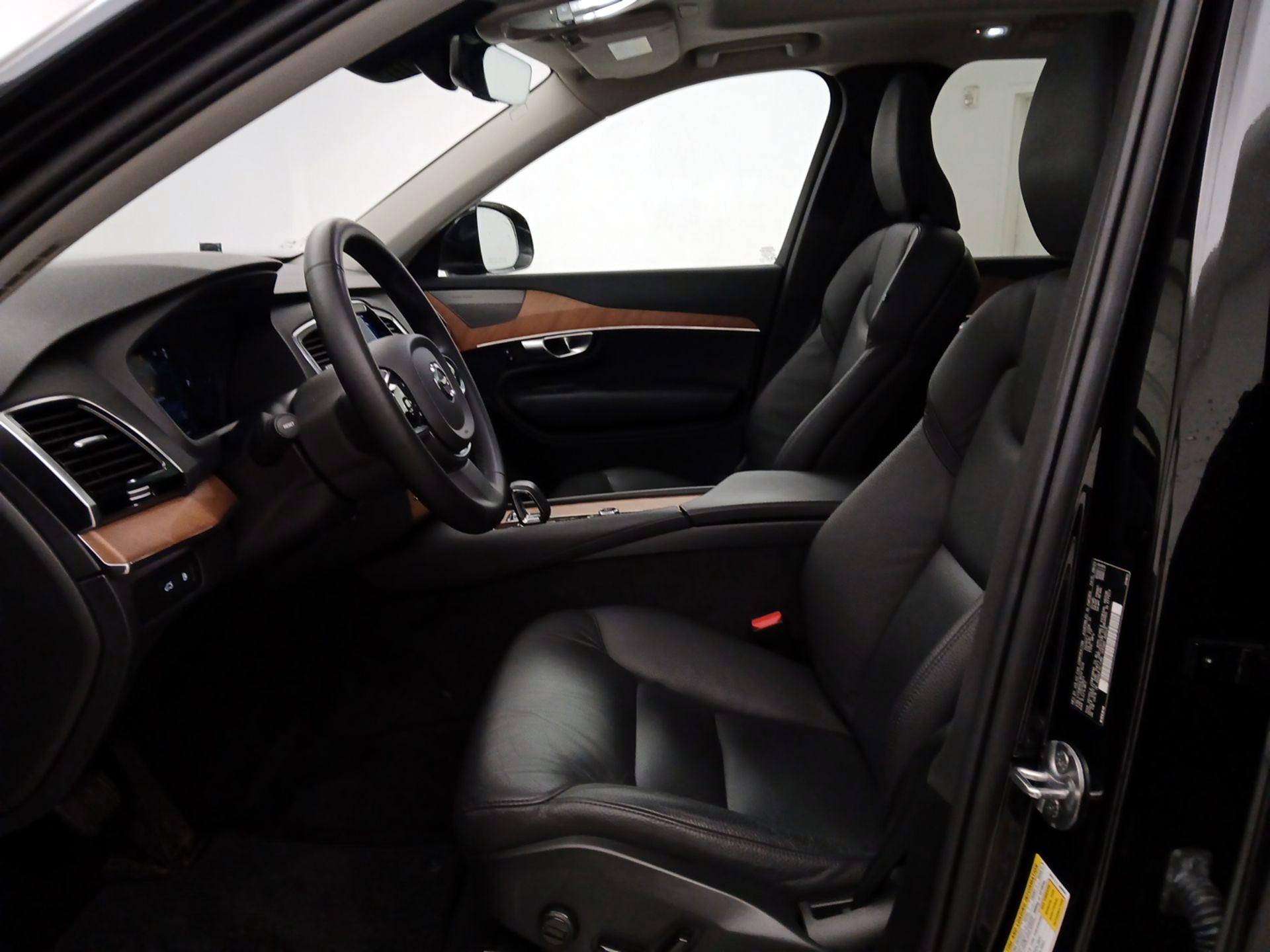 Thumbnail: 2024 Volvo XC90 - 11