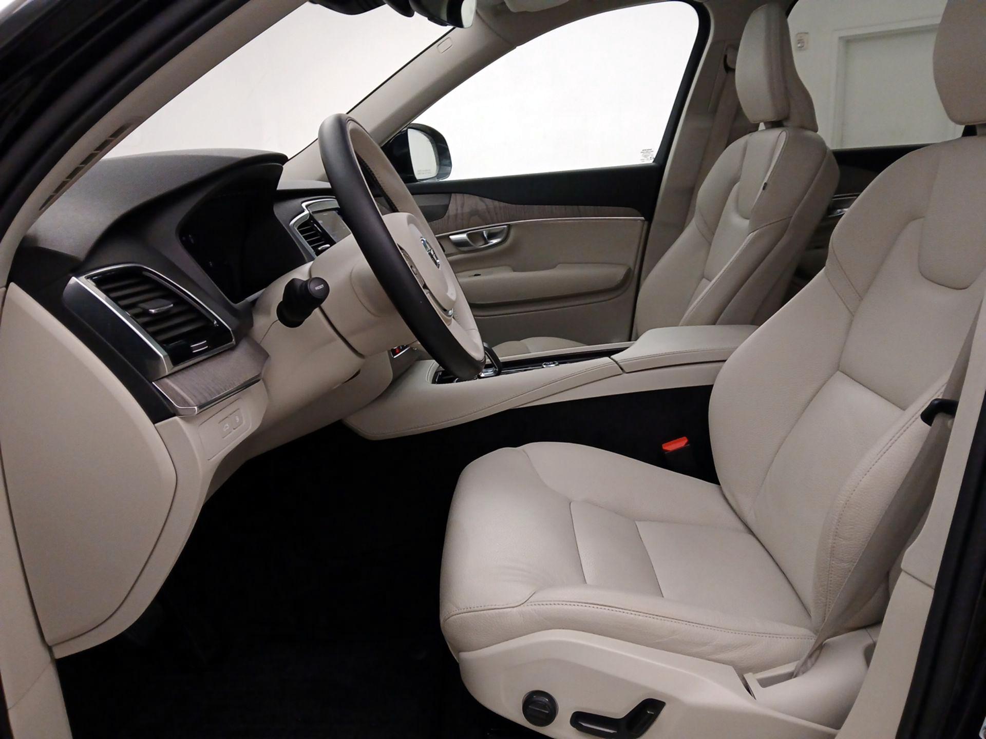 Thumbnail: 2024 Volvo XC90 - 11