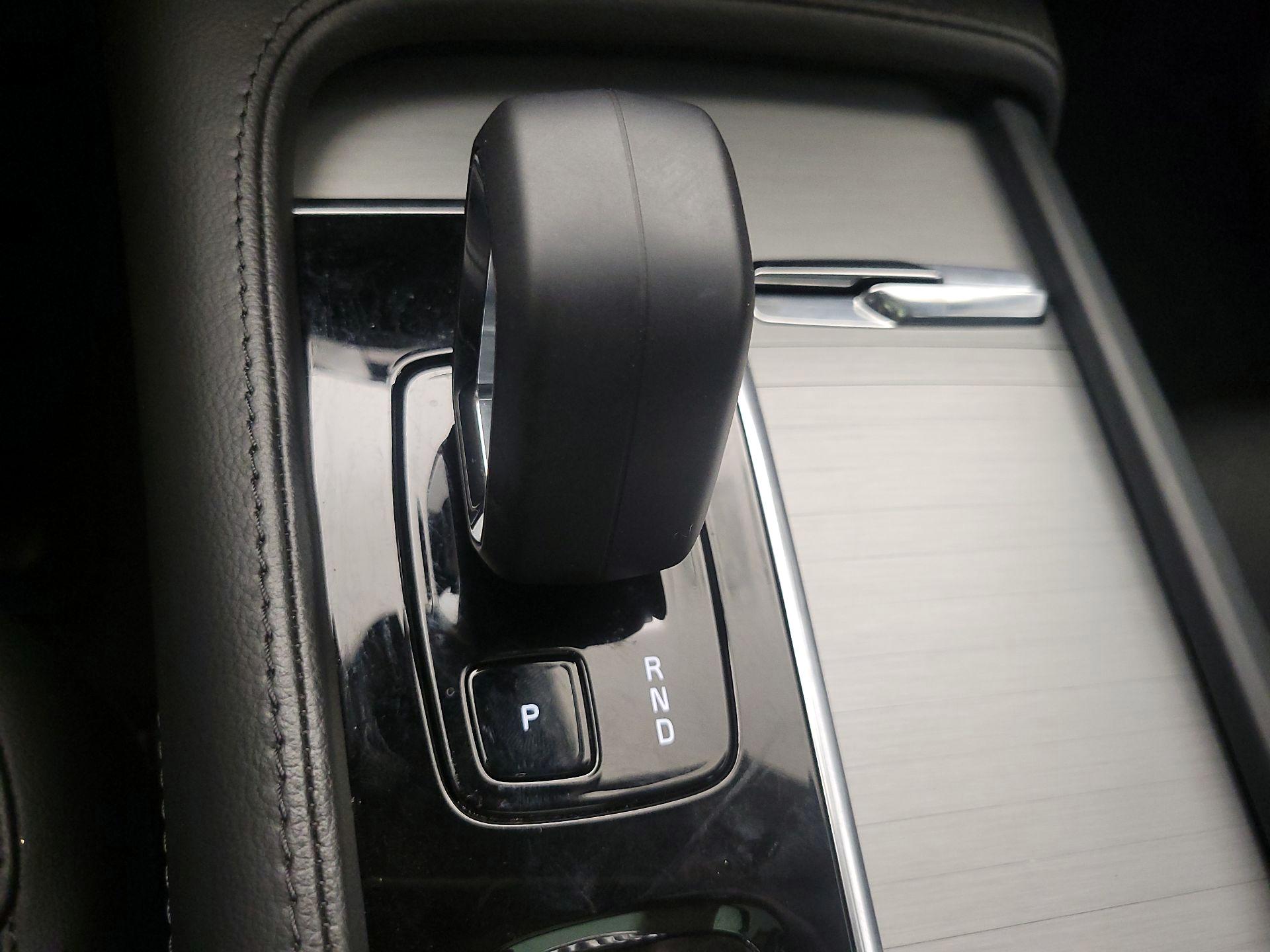 Thumbnail: 2023 Volvo XC90 - 18