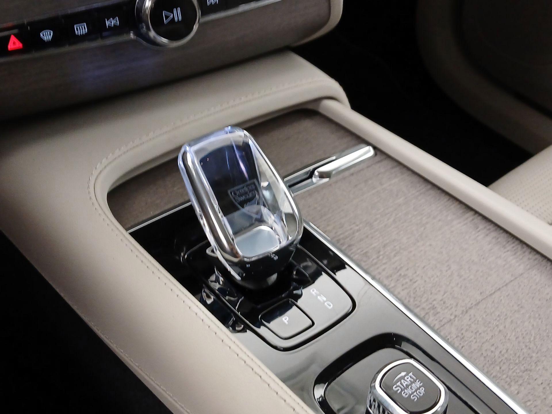 Thumbnail: 2023 Volvo XC90 - 18