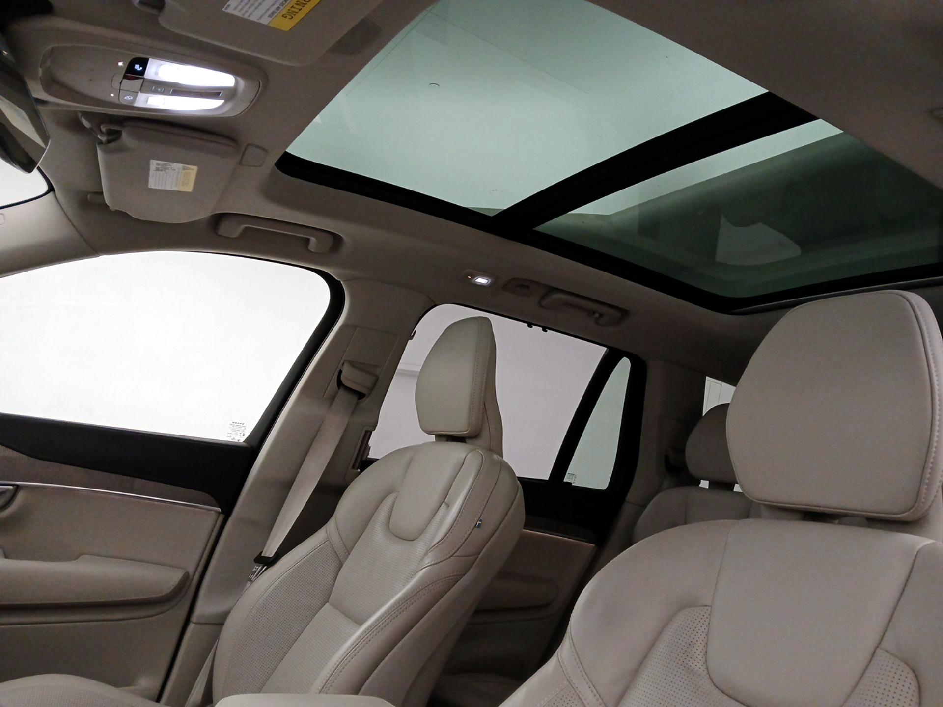 Thumbnail: 2023 Volvo XC90 - 20