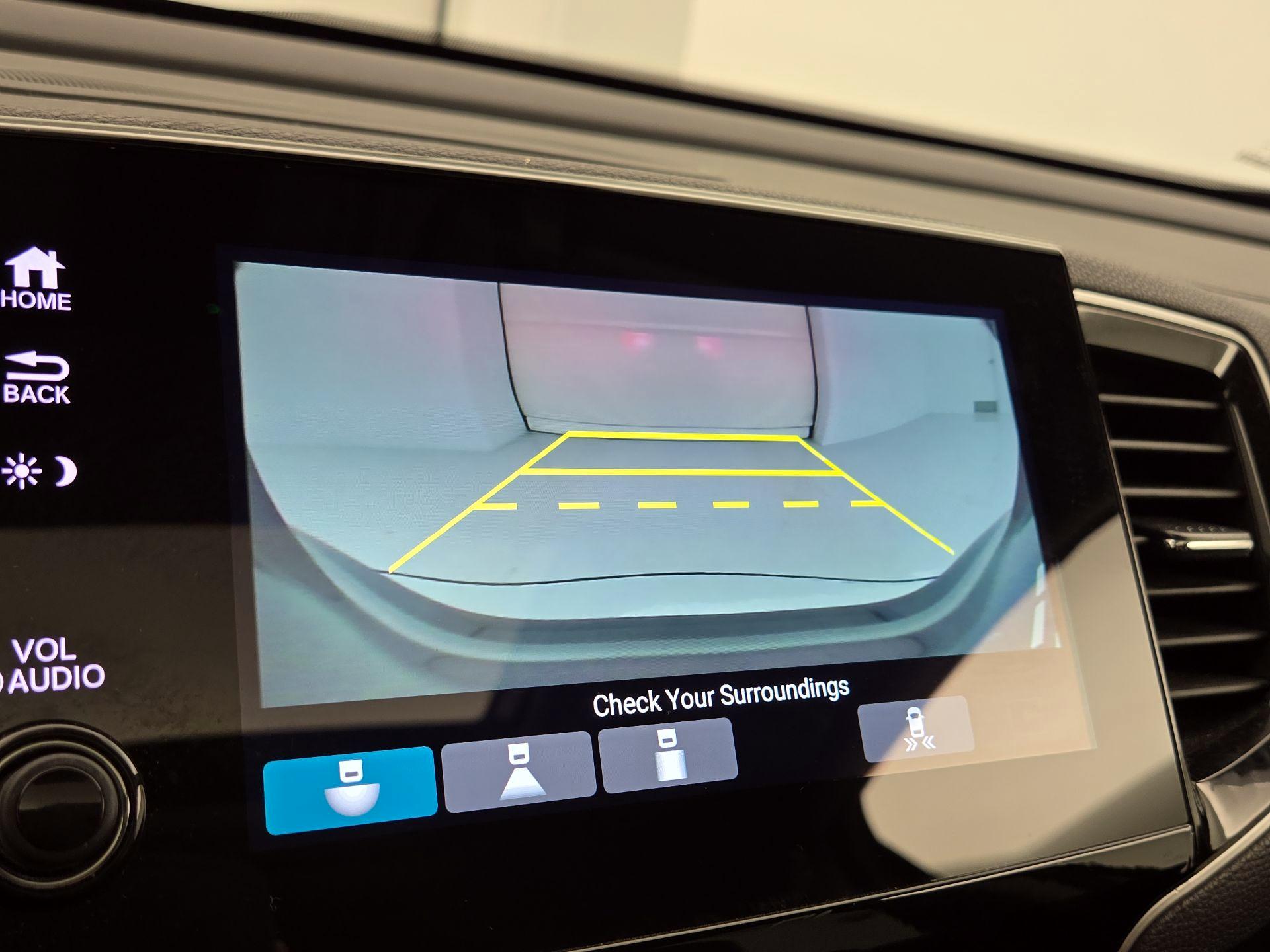 Thumbnail: 2020 Honda Pilot - 15