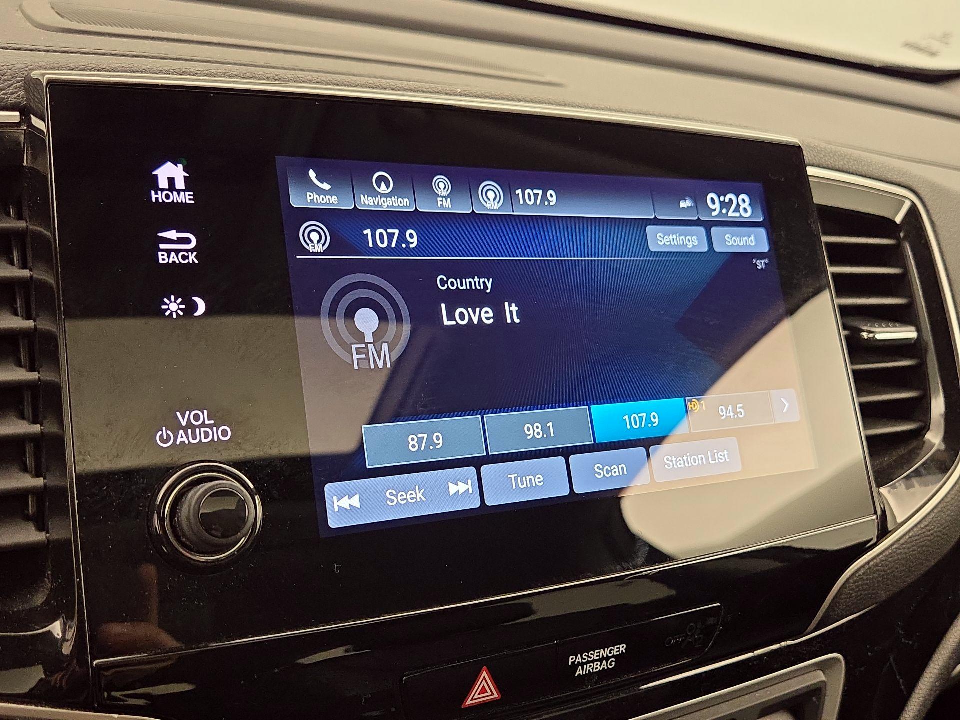Thumbnail: 2020 Honda Pilot - 16