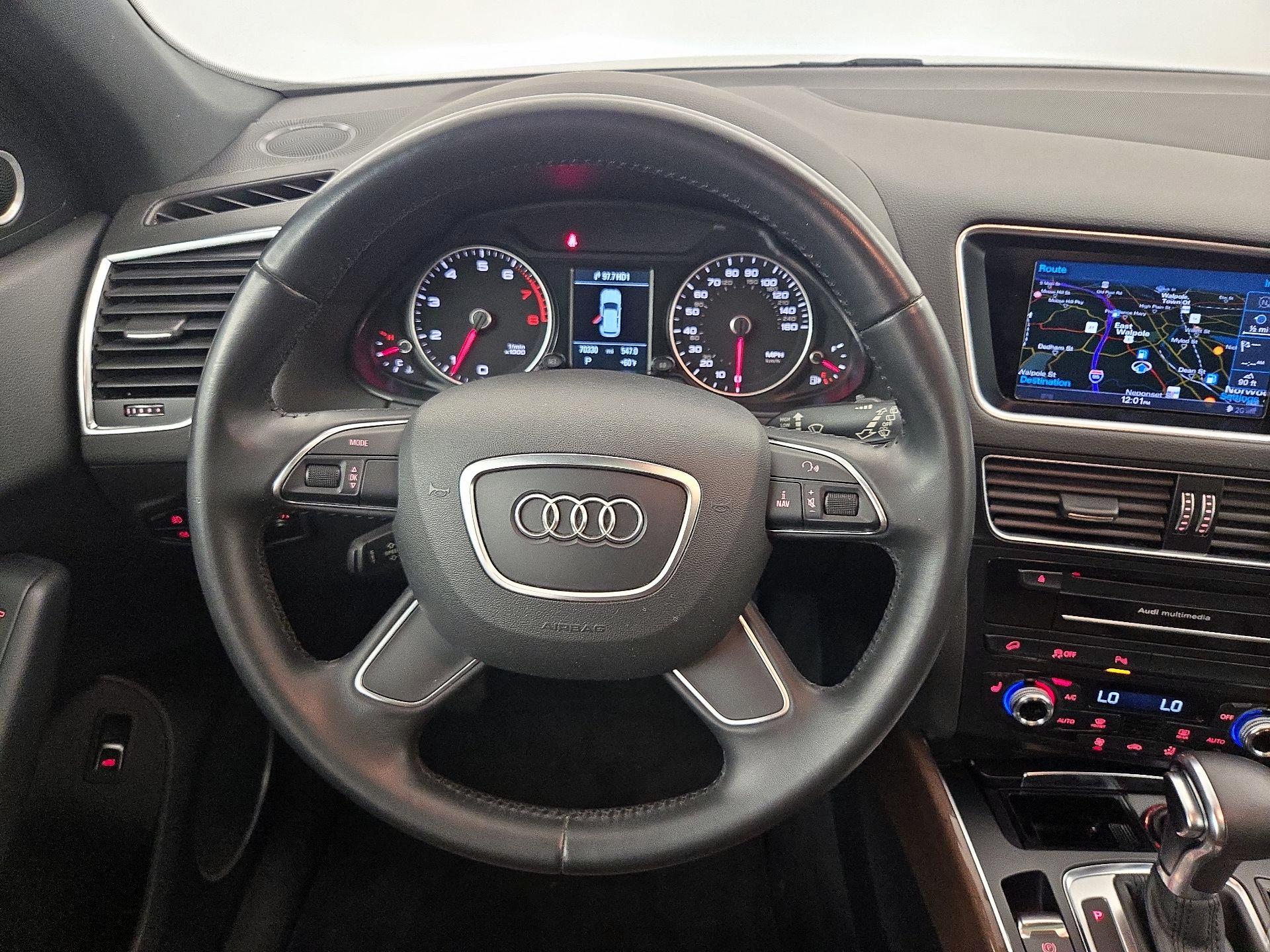 Thumbnail: 2015 Audi Q5 - 10