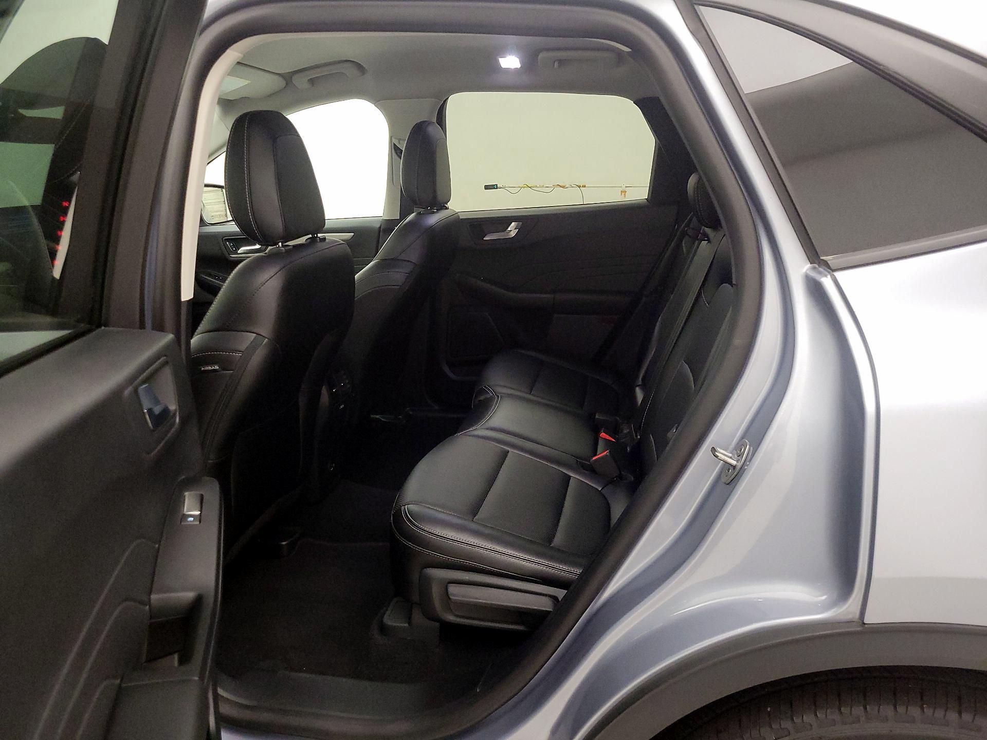 Thumbnail: 2022 Ford Escape - 20