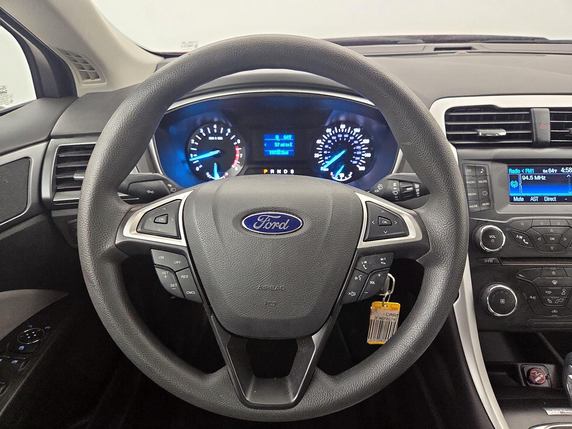 Thumbnail: 2014 Ford Fusion - 10