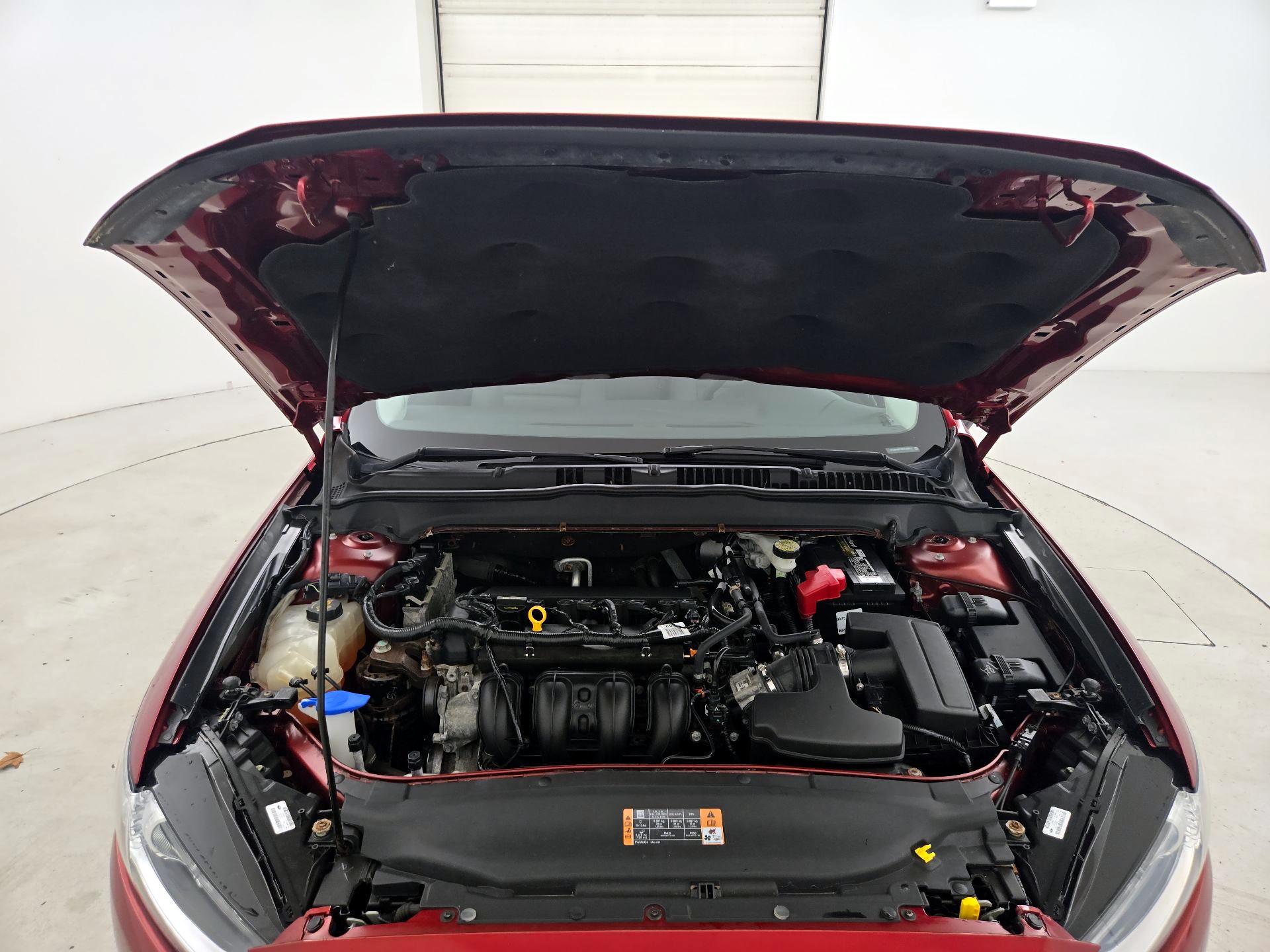 Thumbnail: 2014 Ford Fusion - 20