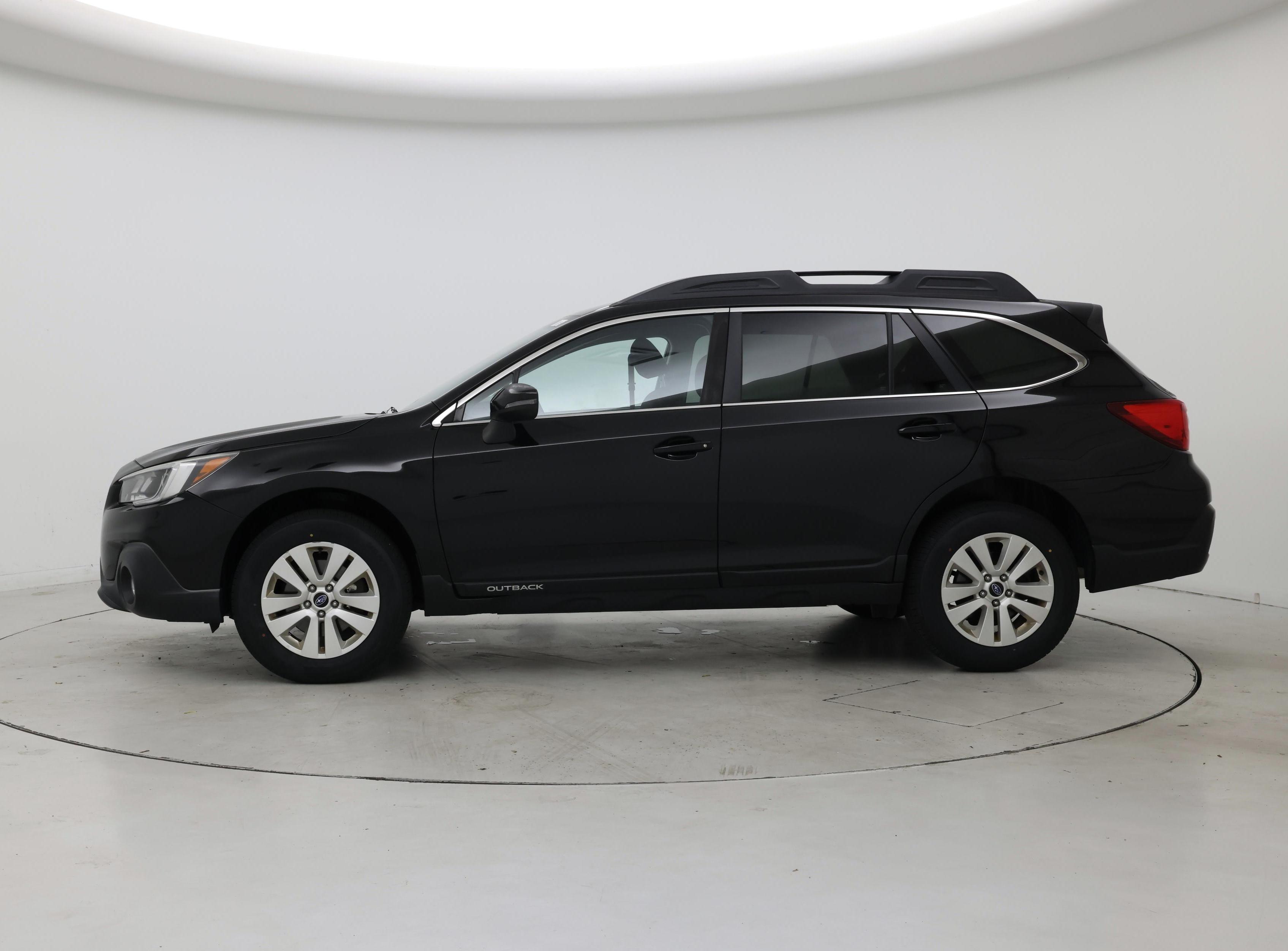 Thumbnail: 2018 Subaru Outback - 3