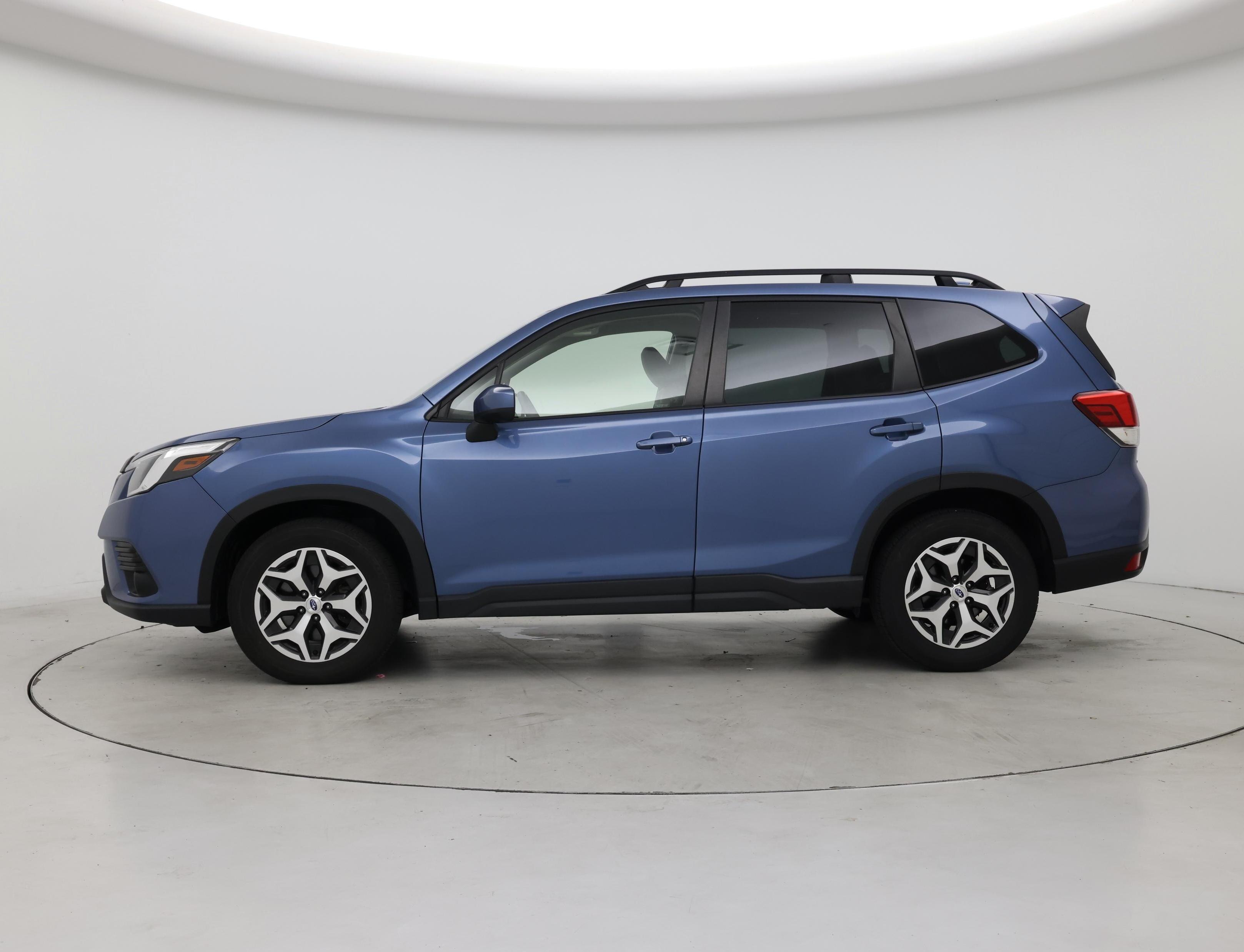 Thumbnail: 2023 Subaru Forester - 3