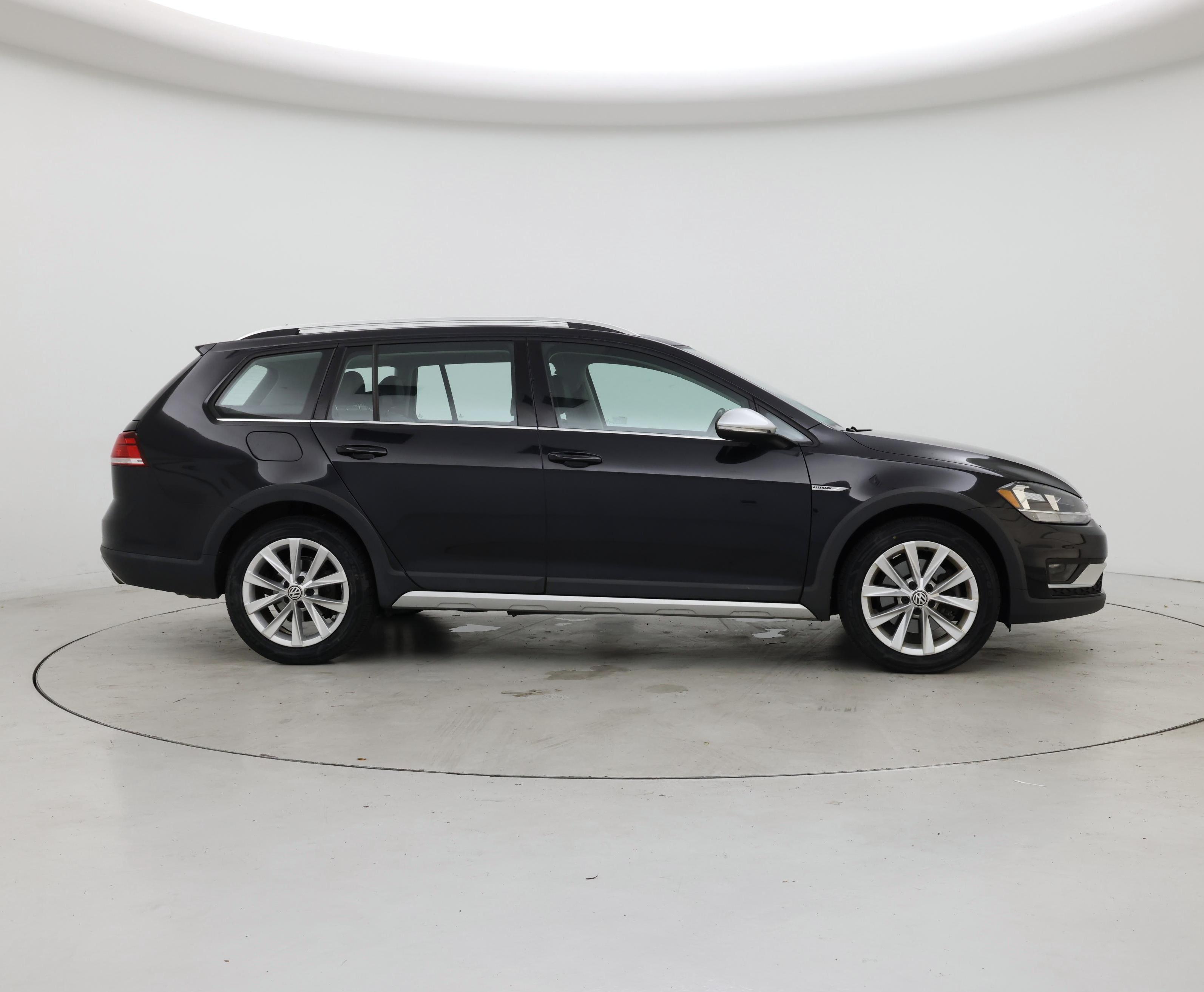Thumbnail: 2019 Volkswagen Golf - 7