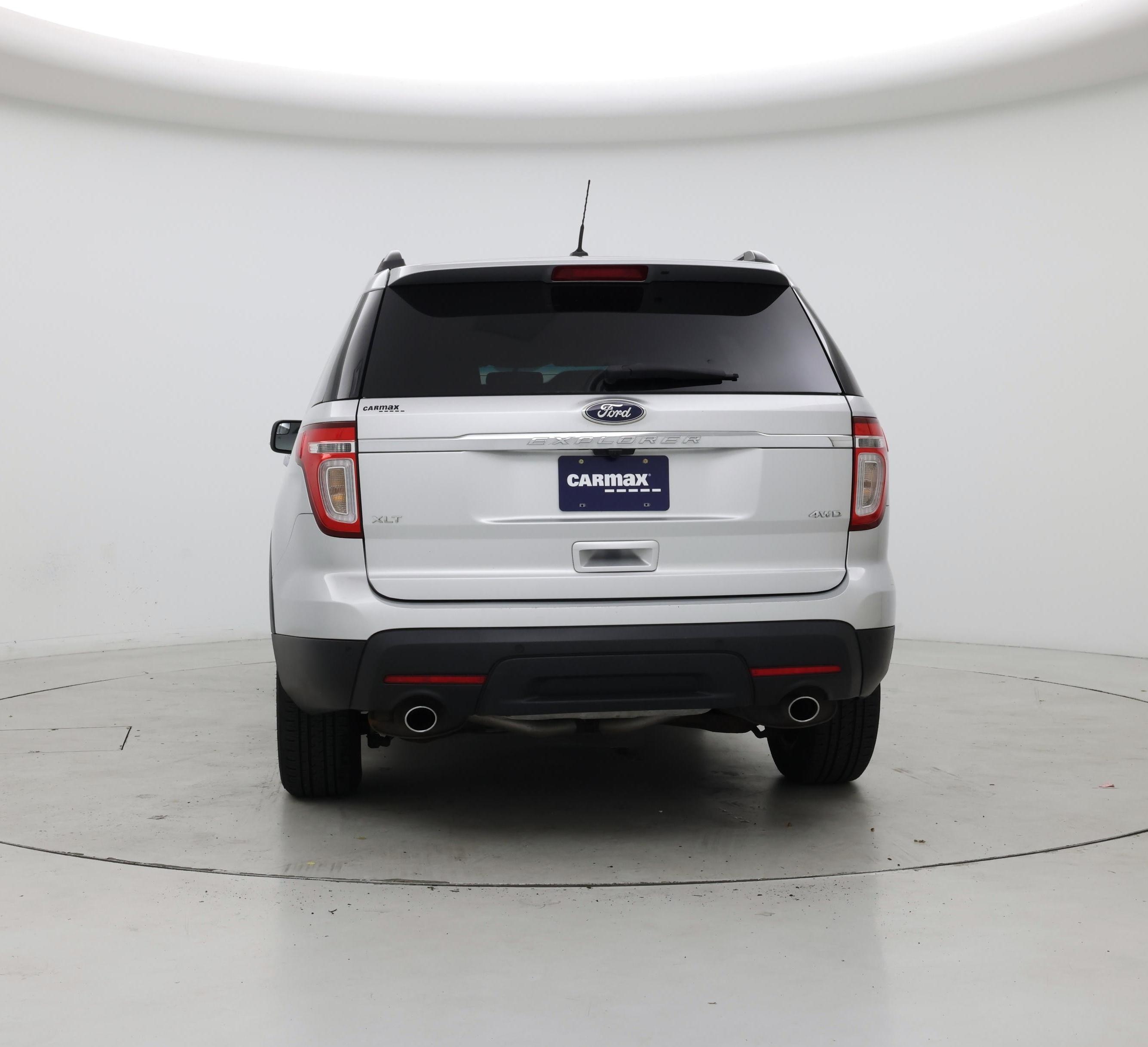 Thumbnail: 2015 Ford Explorer - 6