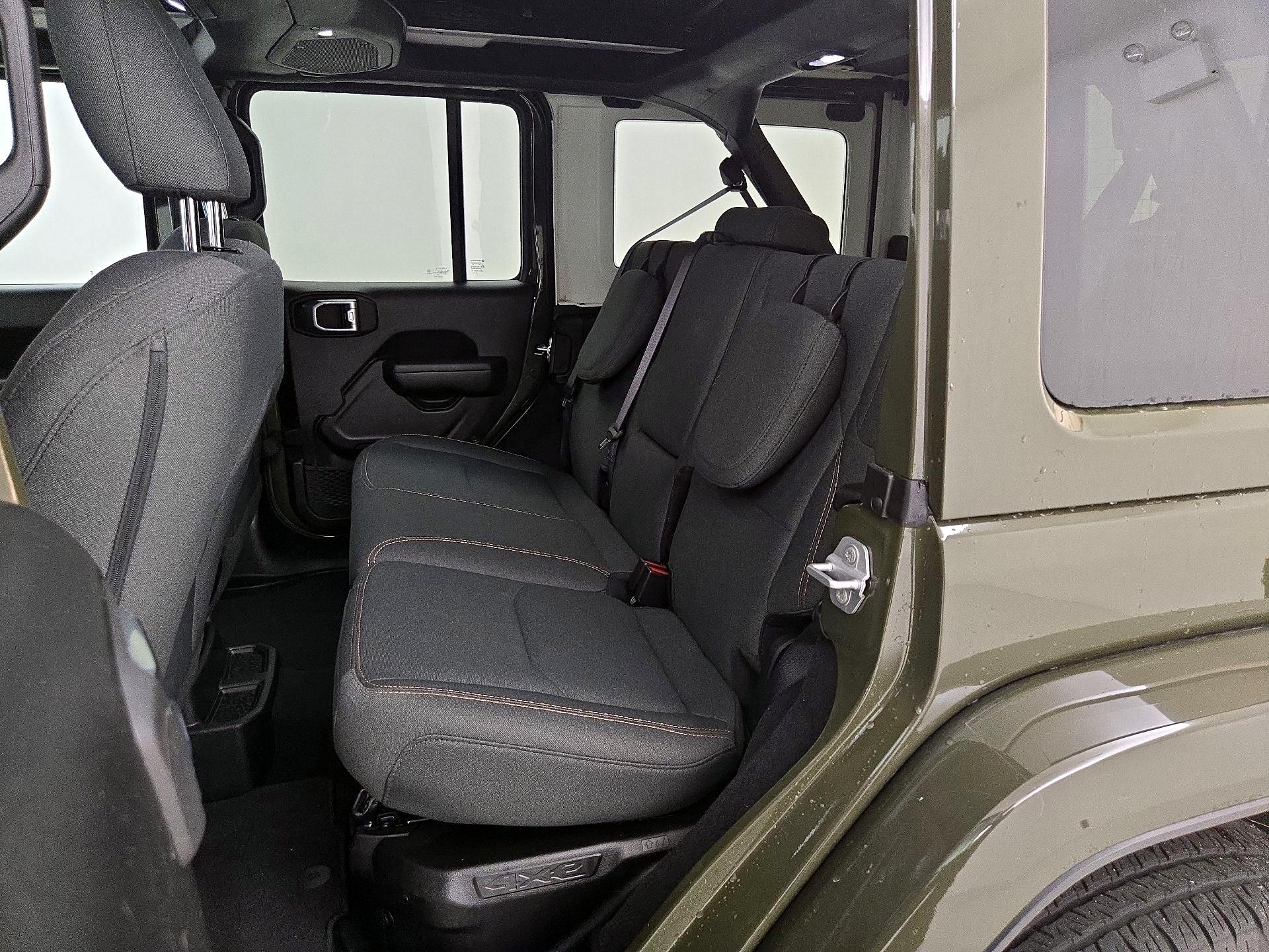 Thumbnail: 2024 Jeep Wrangler - 19