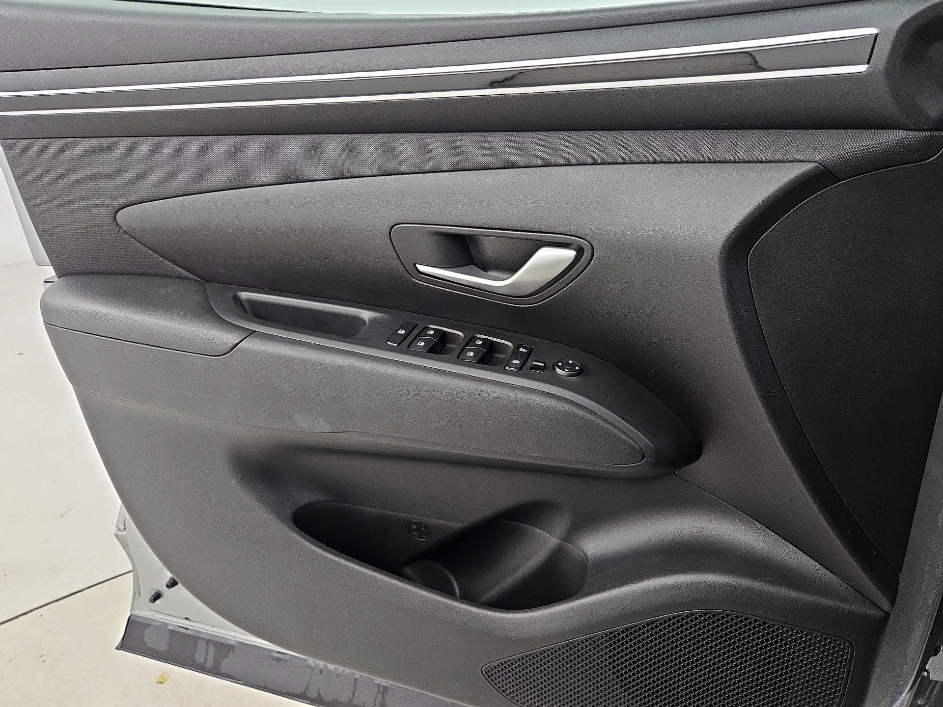 Thumbnail: 2023 Hyundai Tucson - 12