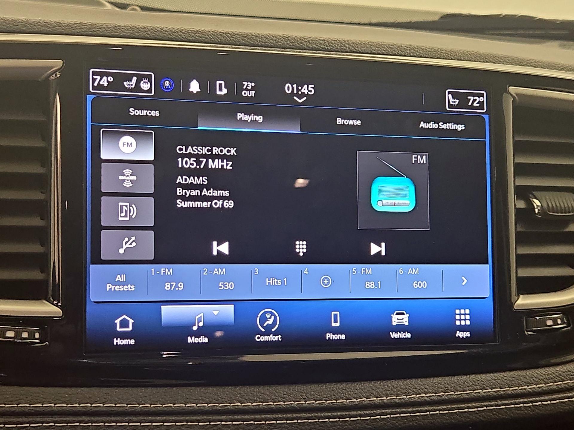 Thumbnail: 2022 Chrysler Pacifica - 15