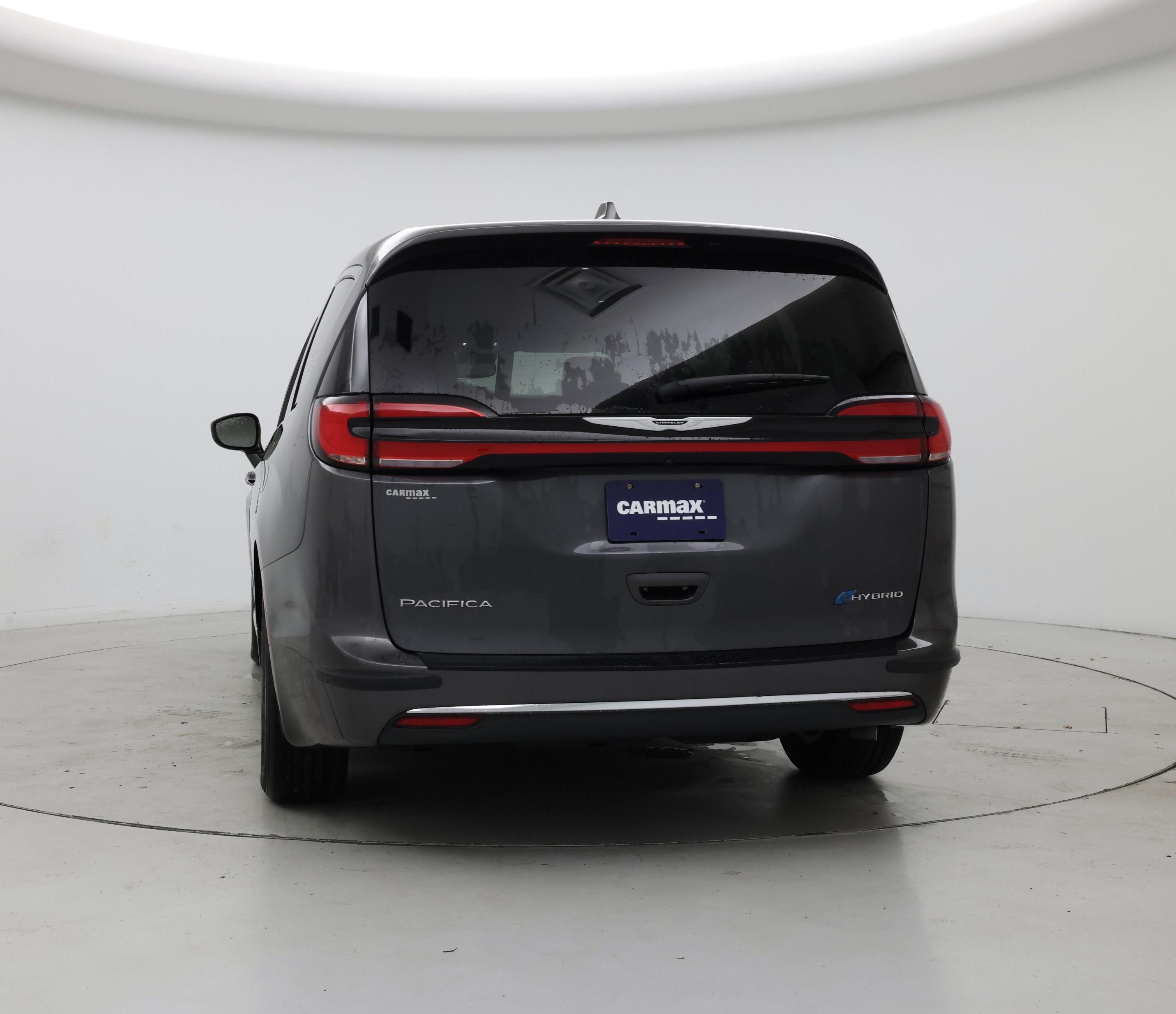 Thumbnail: 2022 Chrysler Pacifica - 6