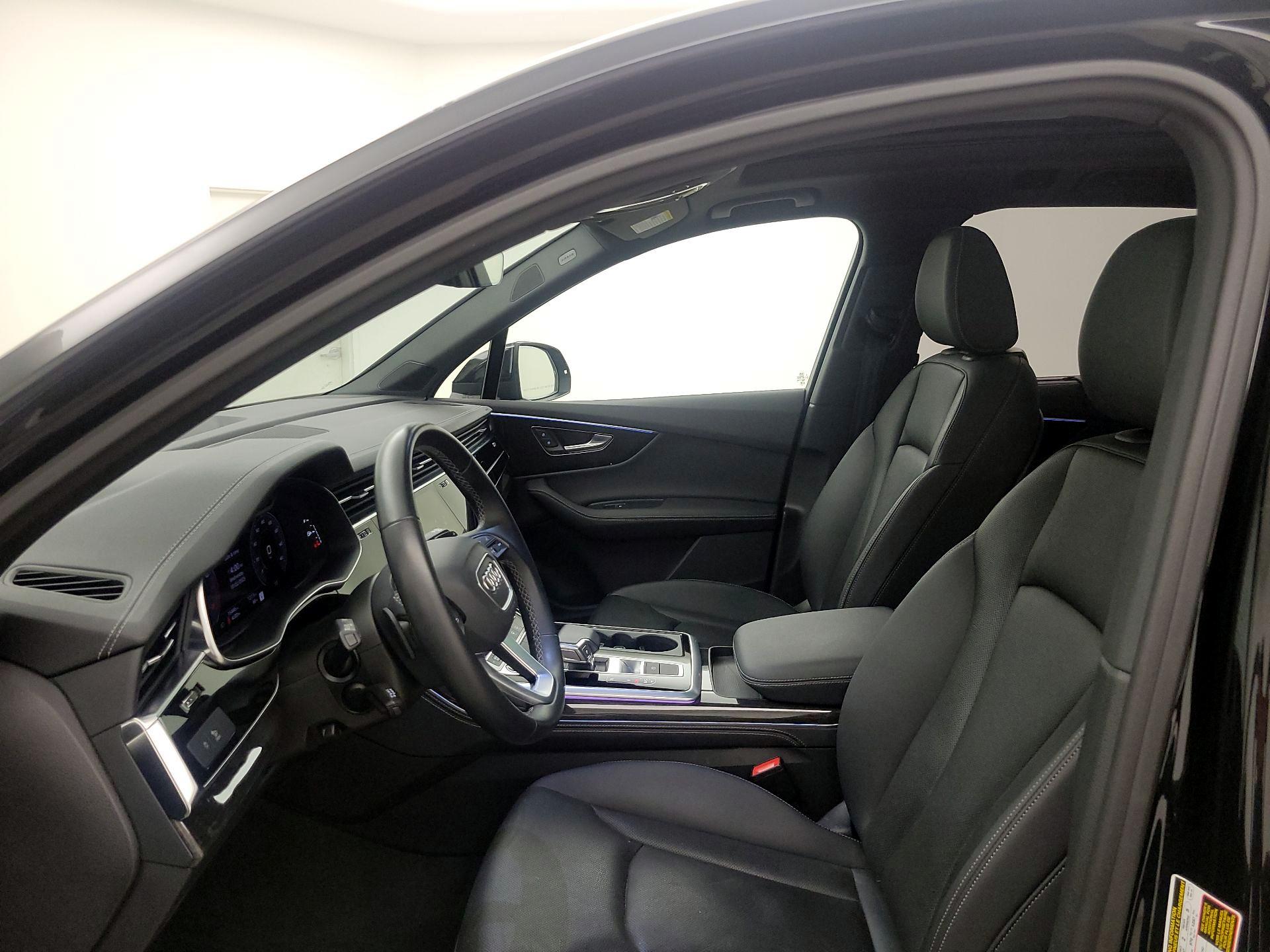 Thumbnail: 2025 Audi Q7 - 11