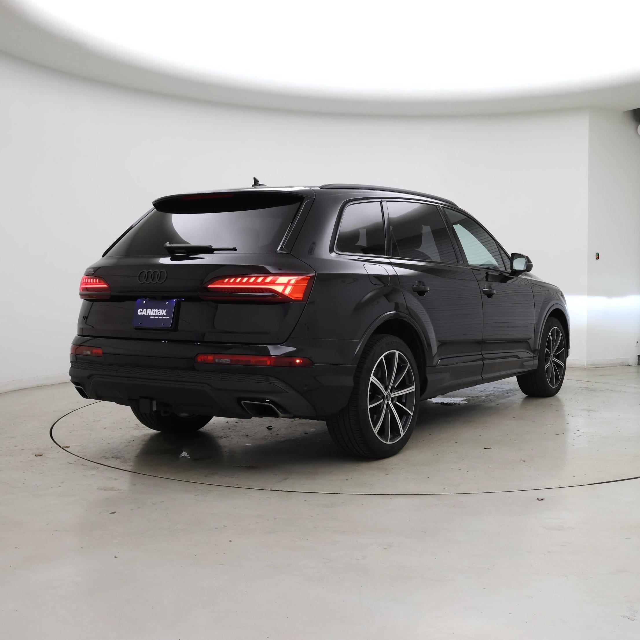 Thumbnail: 2025 Audi Q7 - 8