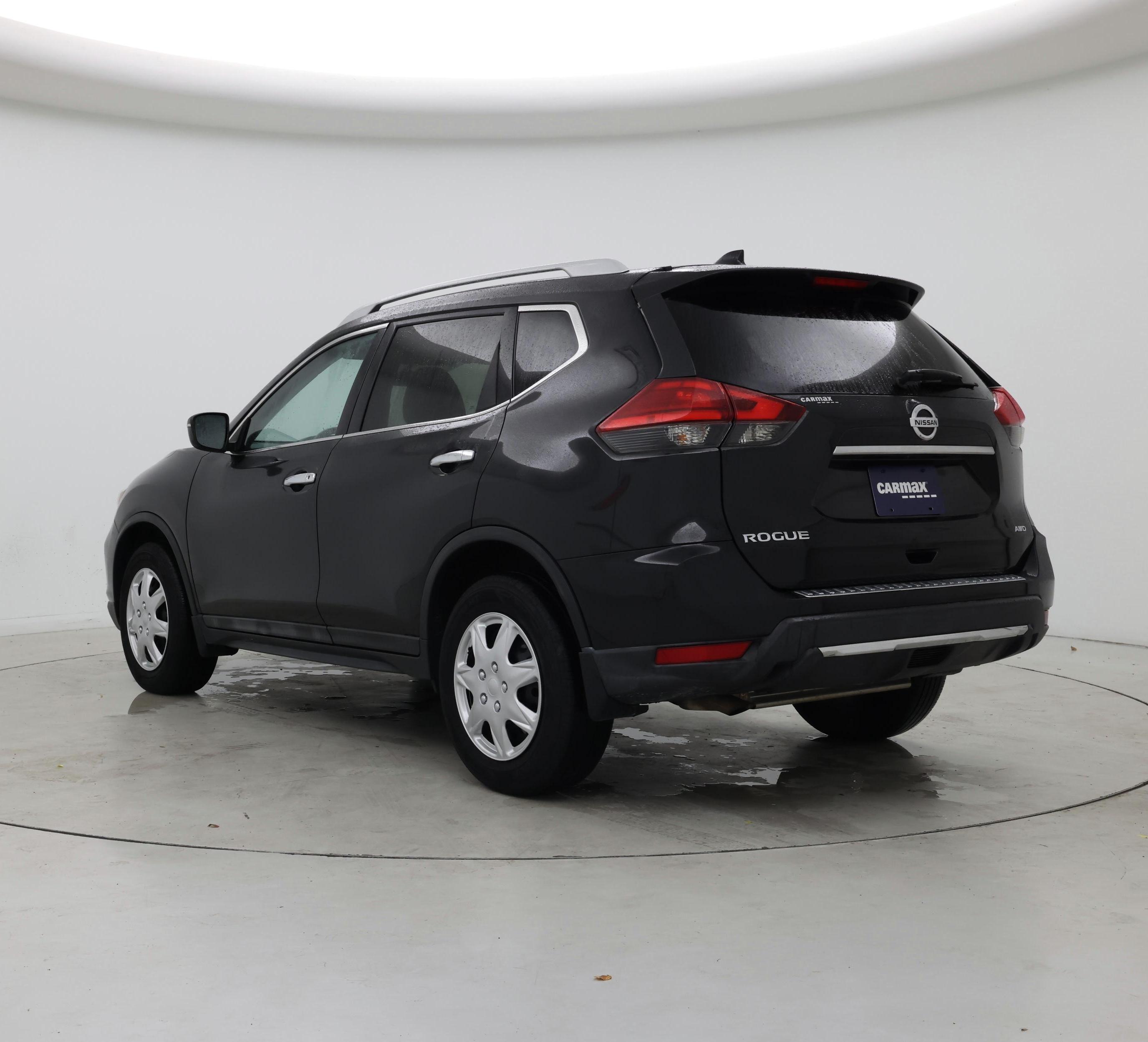 Thumbnail: 2017 Nissan Rogue - 2