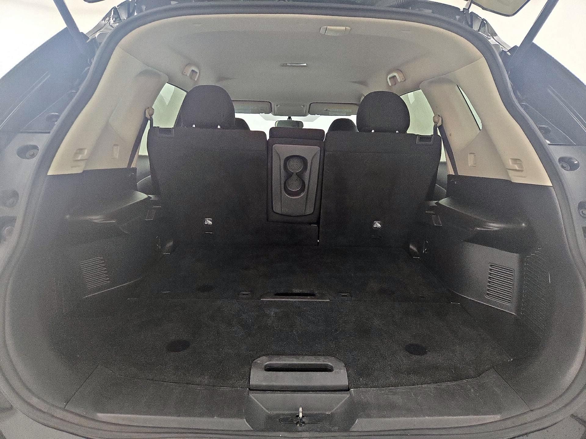 Thumbnail: 2017 Nissan Rogue - 20