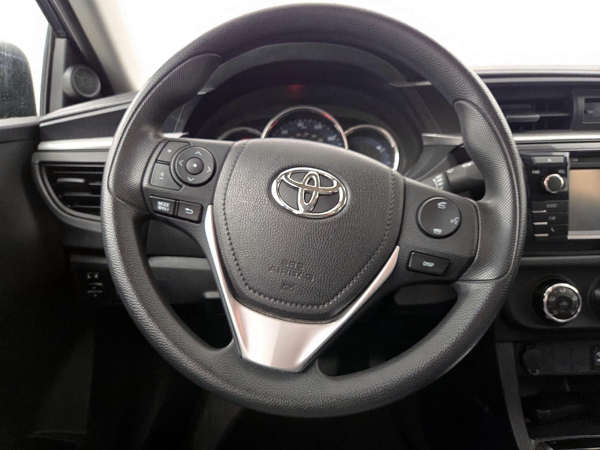 Thumbnail: 2016 Toyota Corolla - 10