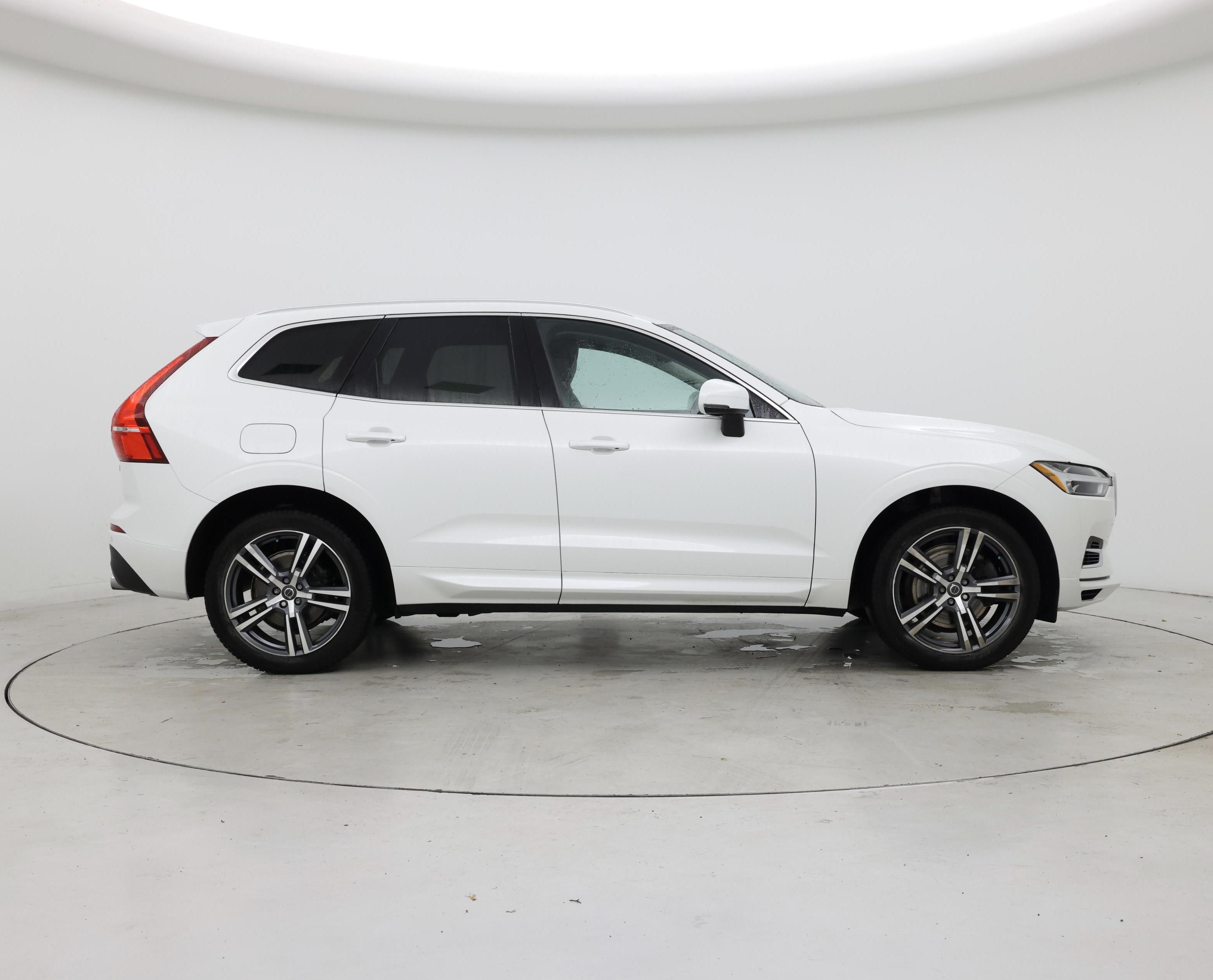 Thumbnail: 2020 Volvo XC60 - 7