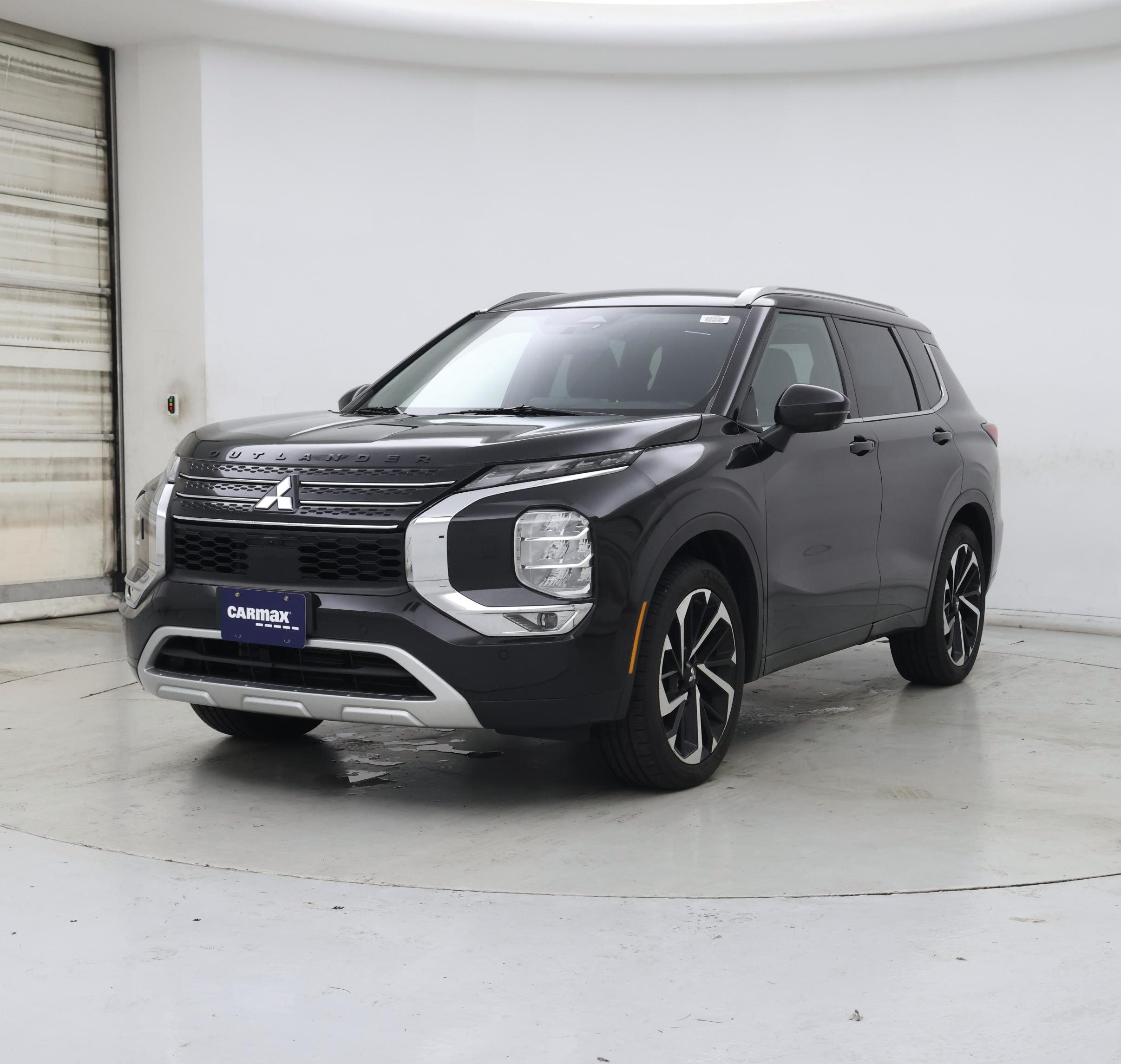 Thumbnail: 2022 Mitsubishi Outlander - 4