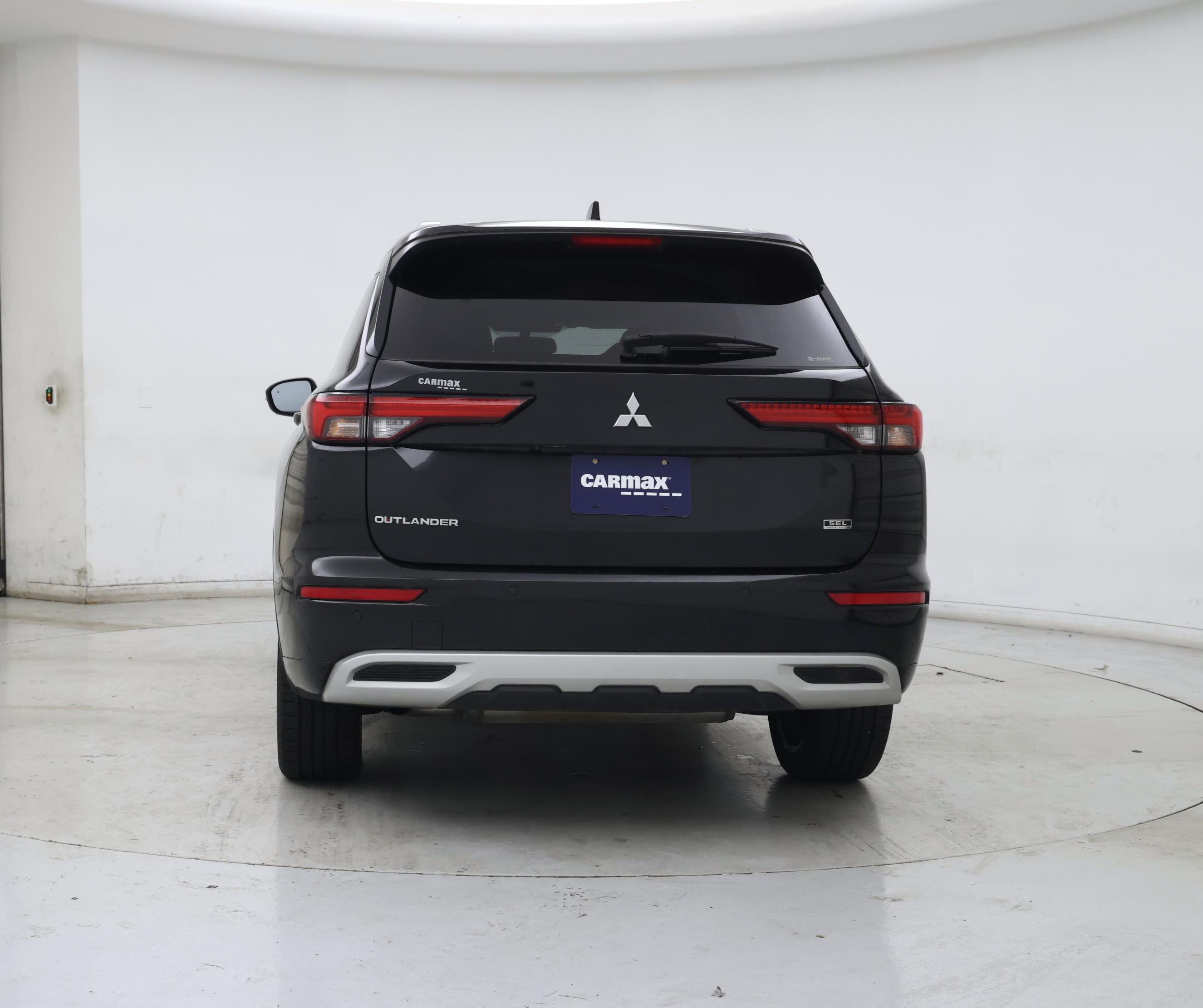 Thumbnail: 2022 Mitsubishi Outlander - 6