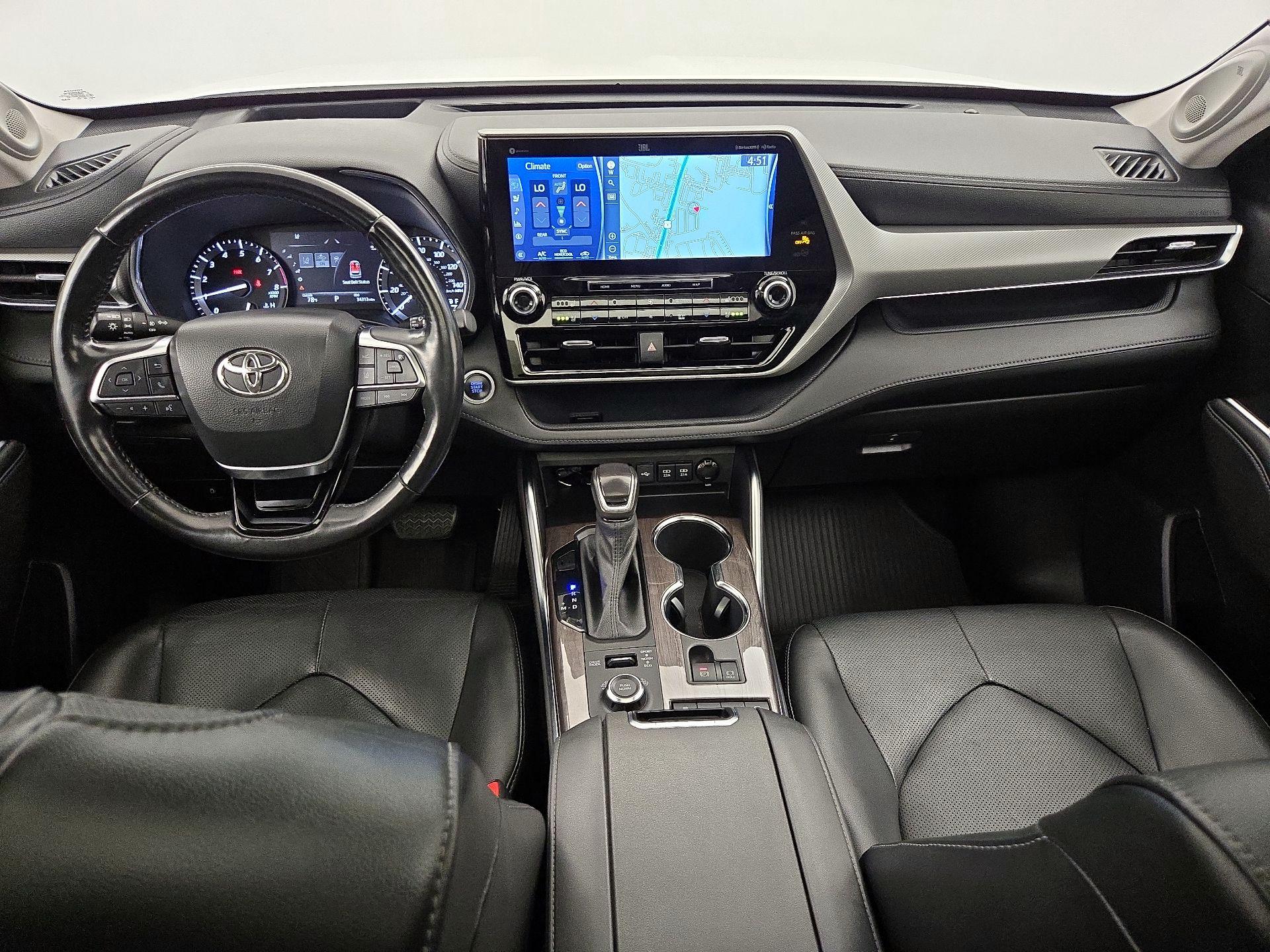 Thumbnail: 2021 Toyota Highlander - 9
